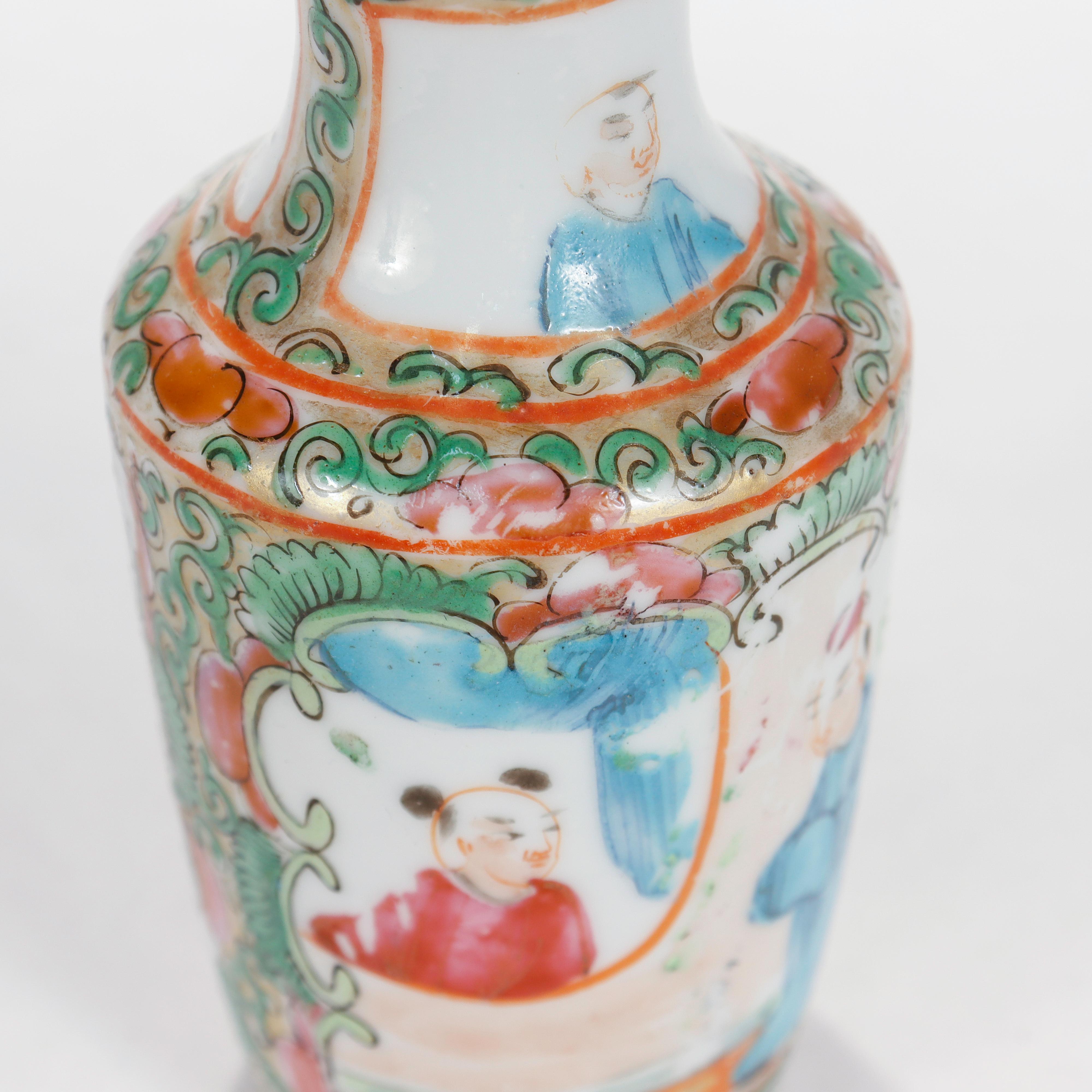 Antique Miniature Chinese Rose Medallion Porcelain Vase 8