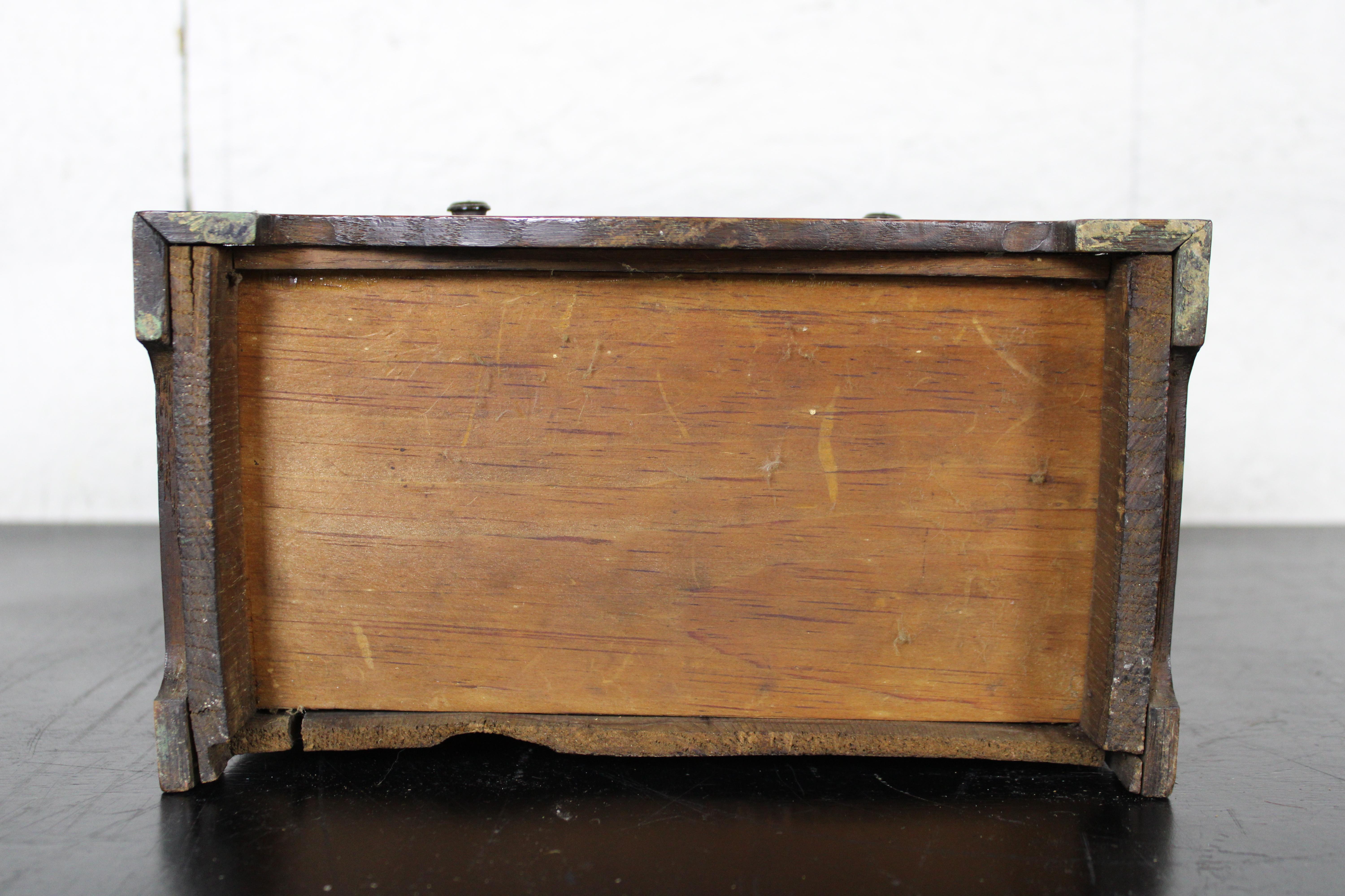 19th Century Antique Miniature Oak Salesman Sample Dresser Chest Toy Doll Furniture