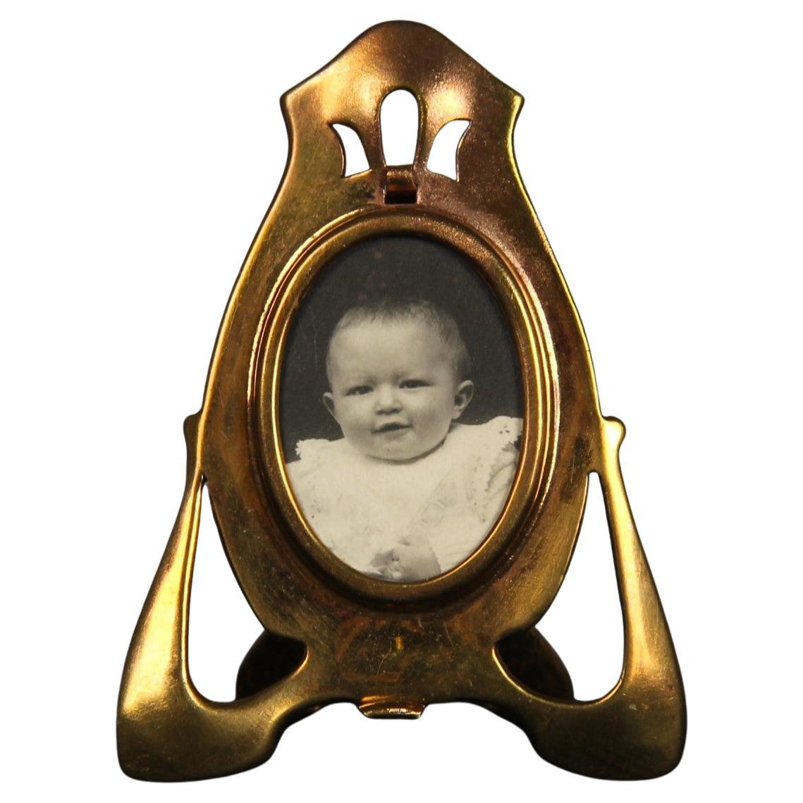 Cadre miniature ancien, France, Art Nouveau, années 1910, 2 x 2 cm
