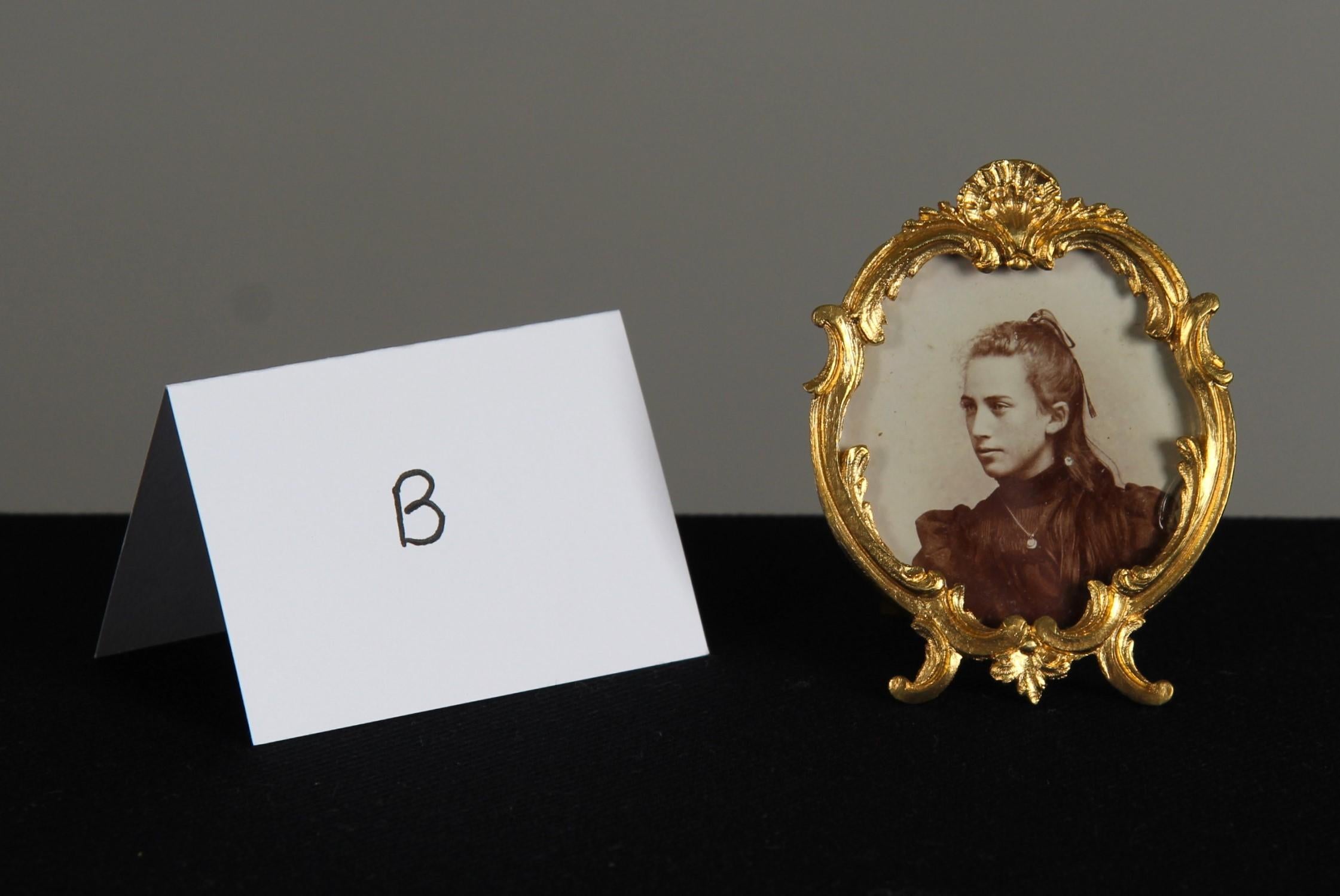 XIXe siècle Cadre miniature ancien, victorien, France, années 1880, 5 x 5 cm en vente