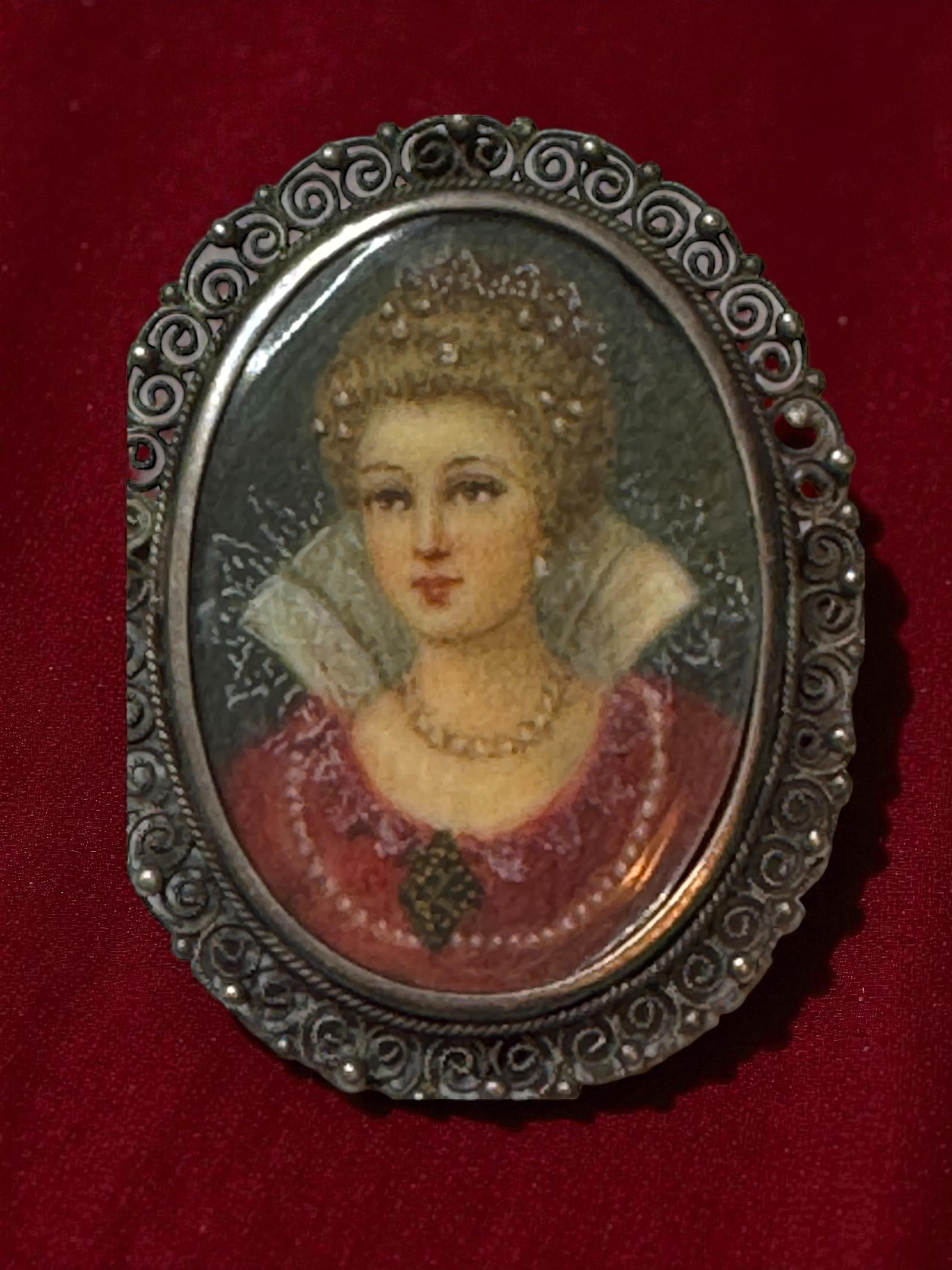 Antica spilla pendente con ritratto in miniatura in argento 800, Francia 1900 o più vecchia in vendita 4