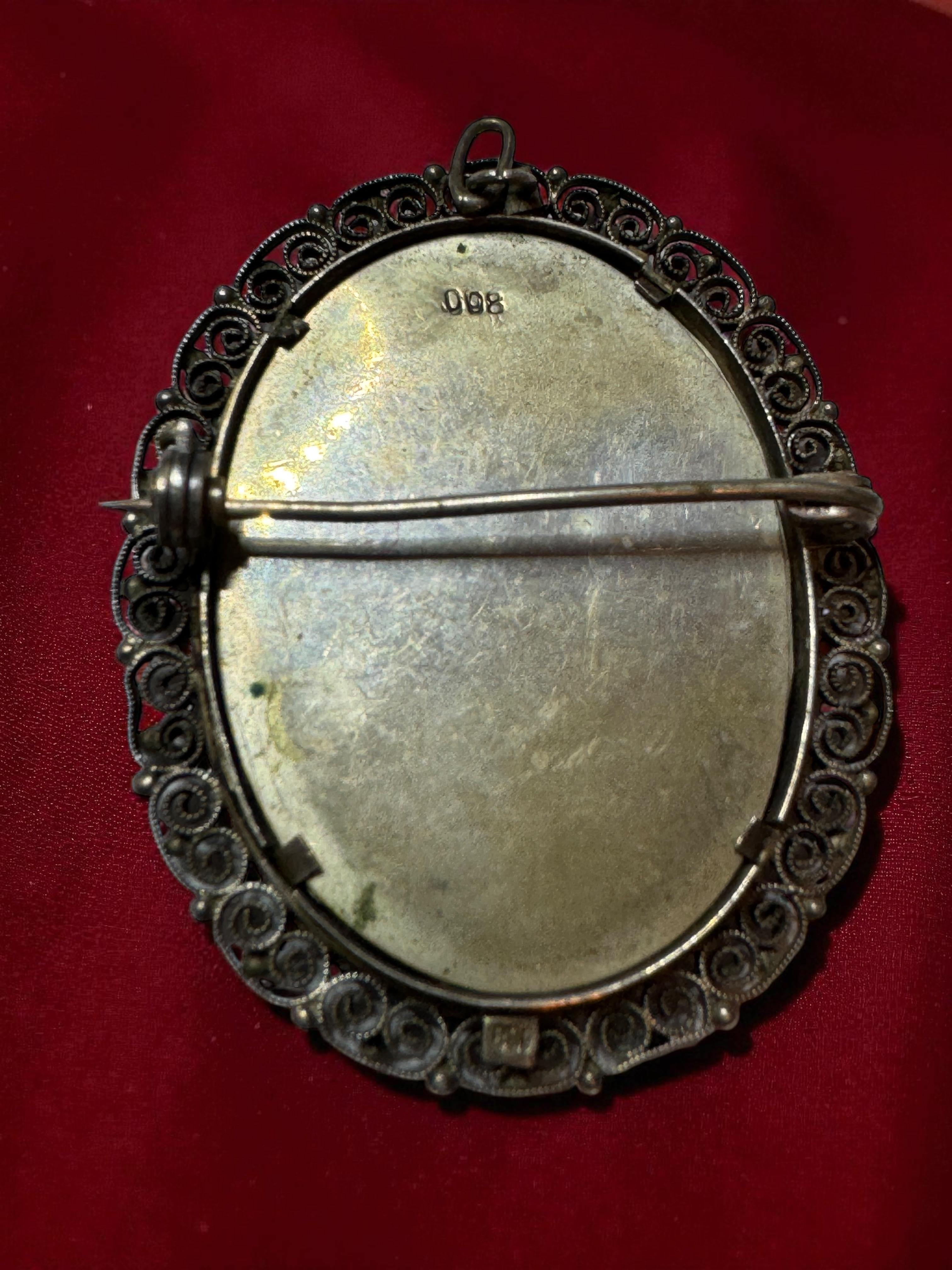 Antica spilla pendente con ritratto in miniatura in argento 800, Francia 1900 o più vecchia in vendita 8