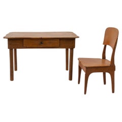 Antiker Miniatur Tisch und Stuhl