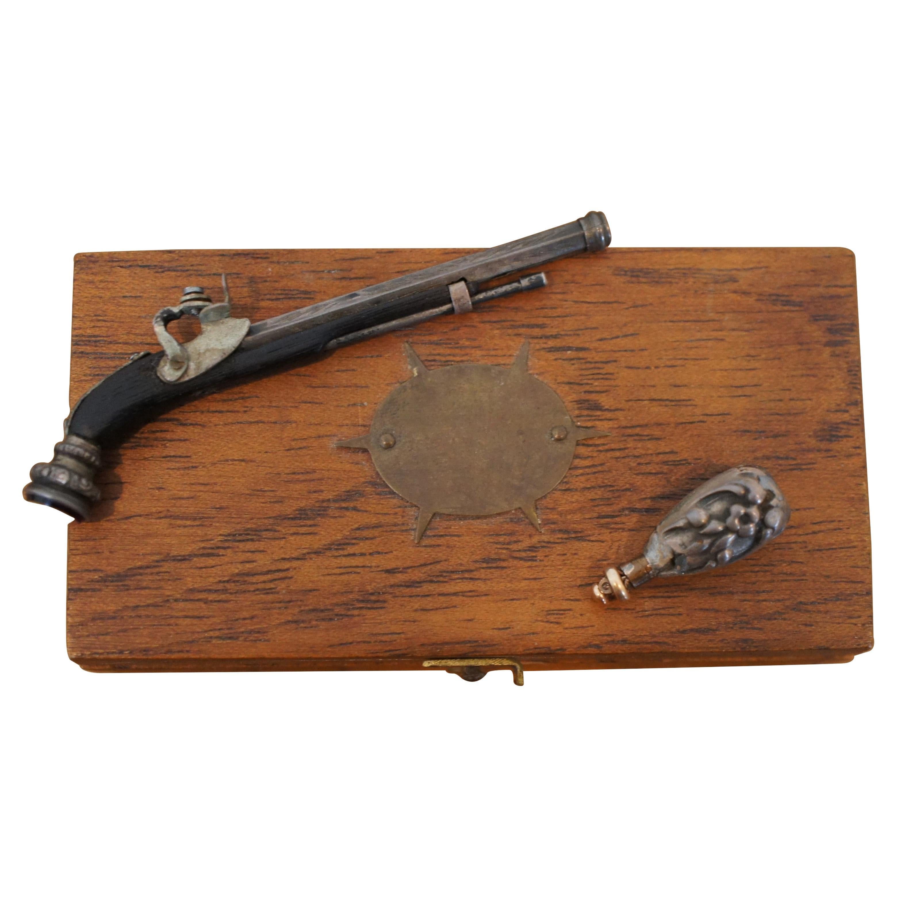 Antique Miniature Toy Replica Flintlock Pistol Rifle Powder Flask & Case 