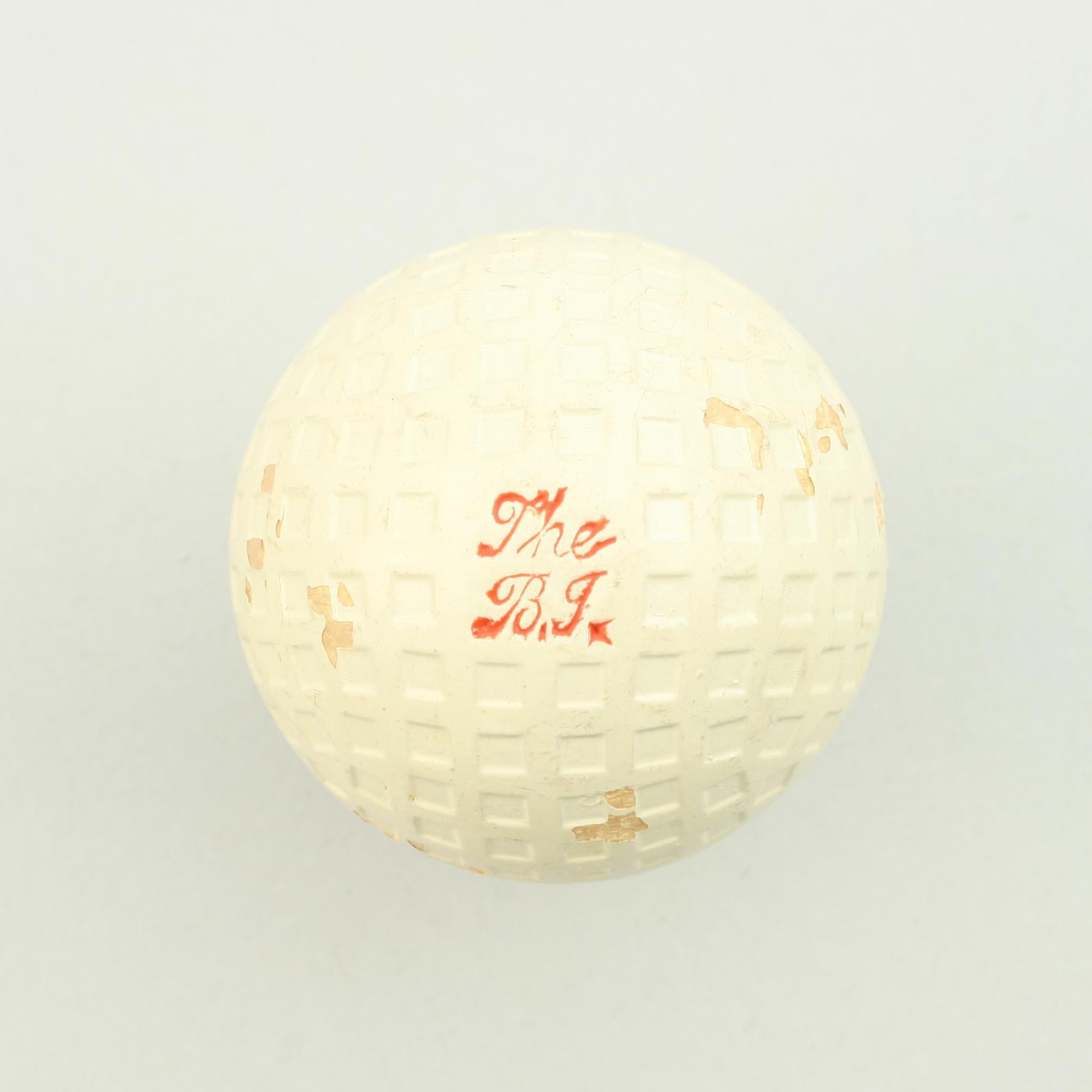 Antiker mintfarbener gemusterter Golfball aus Mesh 'B.i' (Englisch) im Angebot