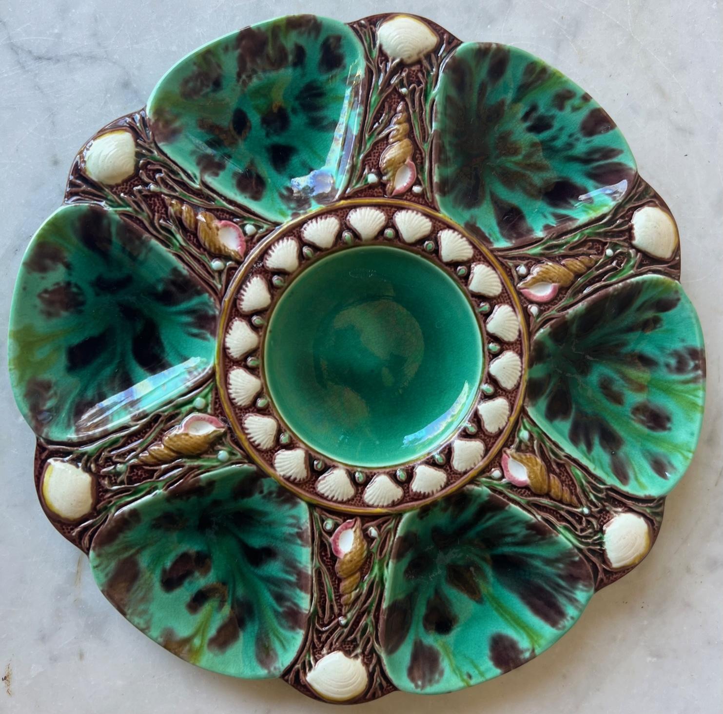 Antique Minton Green Majolica Oyster Plate, circa 1860's-1870's For Sale 9