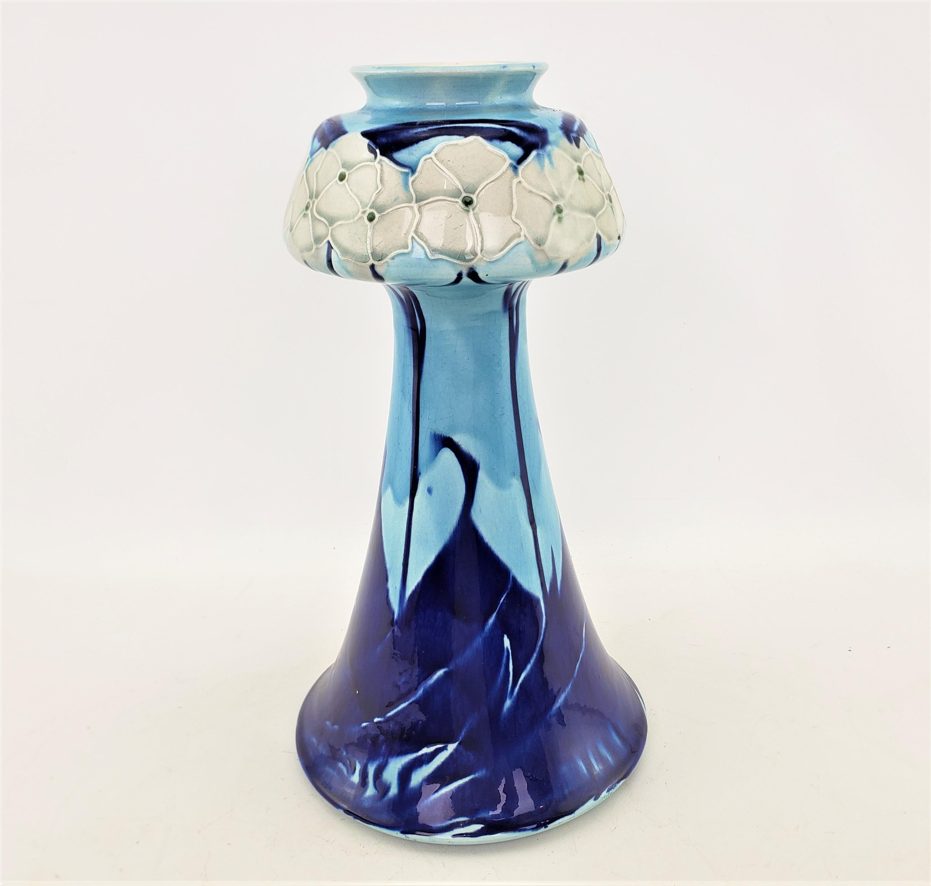 Antique Minton Secessionist Vase in Light Blue and Cobalt with Floral Motif In Good Condition For Sale In Hamilton, Ontario