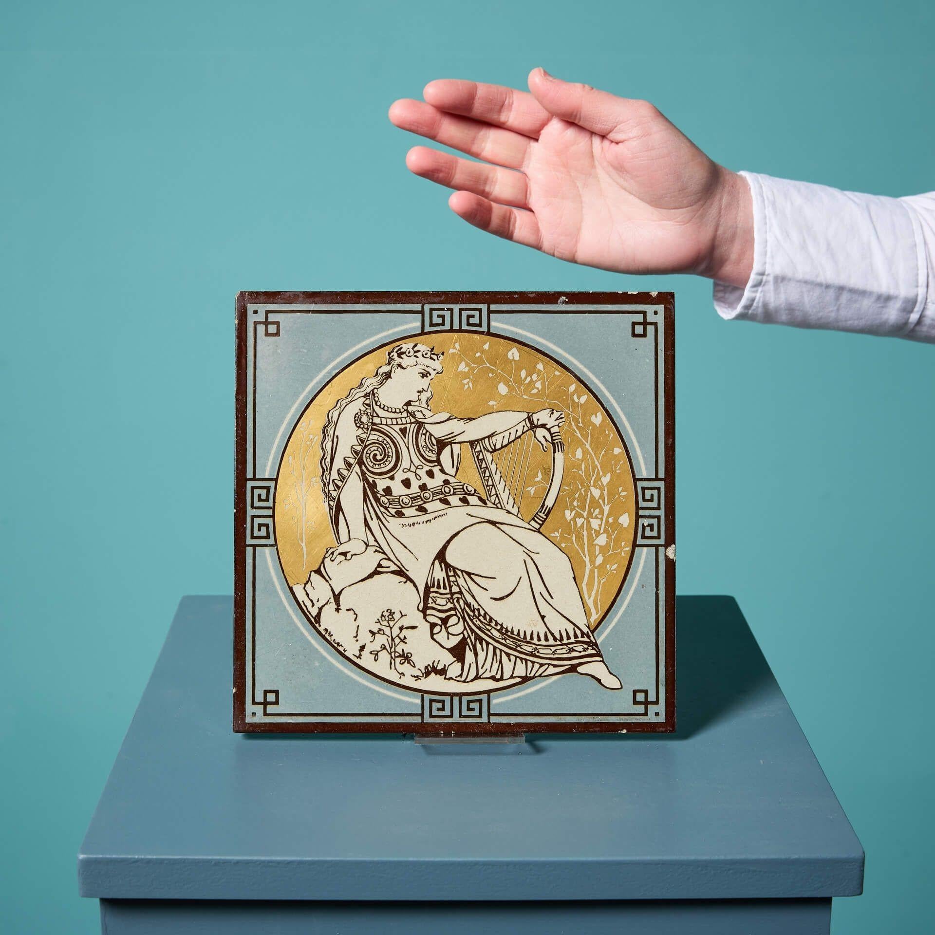 Un'antica piastrella di John Minton della fine del XIX secolo della serie 