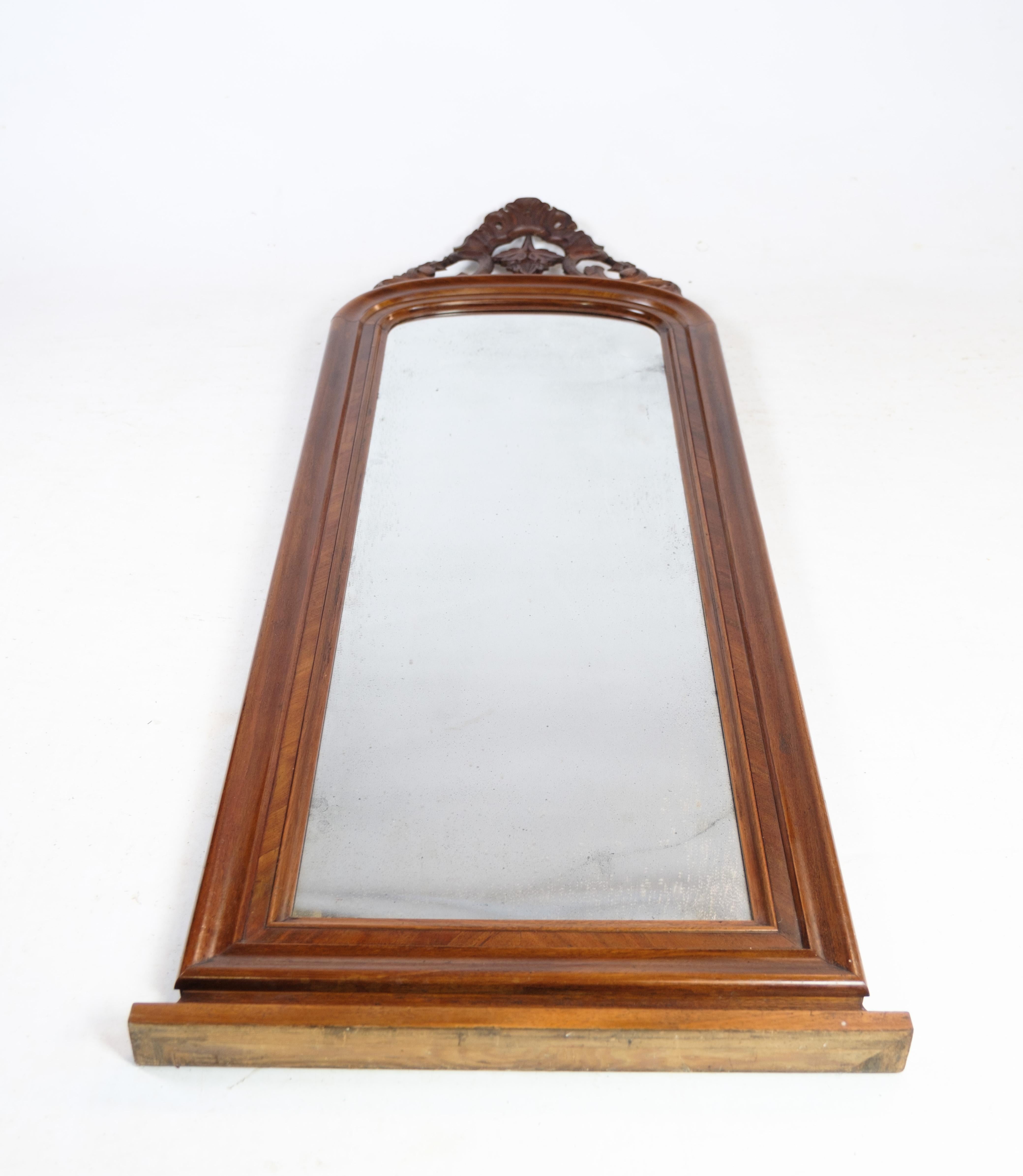 Antique Mirror in Mahogany Wood, Decorated with Carvings from Around the 1860s In Good Condition For Sale In Lejre, DK