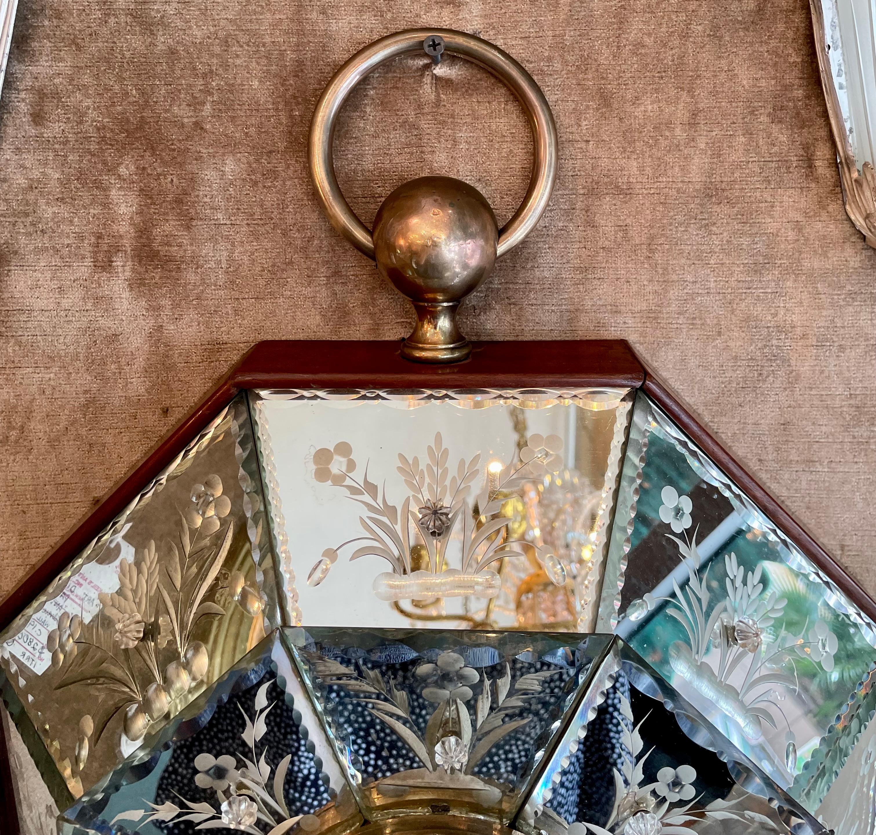 Antique Mirrored & Diamond-Etched Wall Clock, circa 1900-1910 In Good Condition For Sale In New Orleans, LA