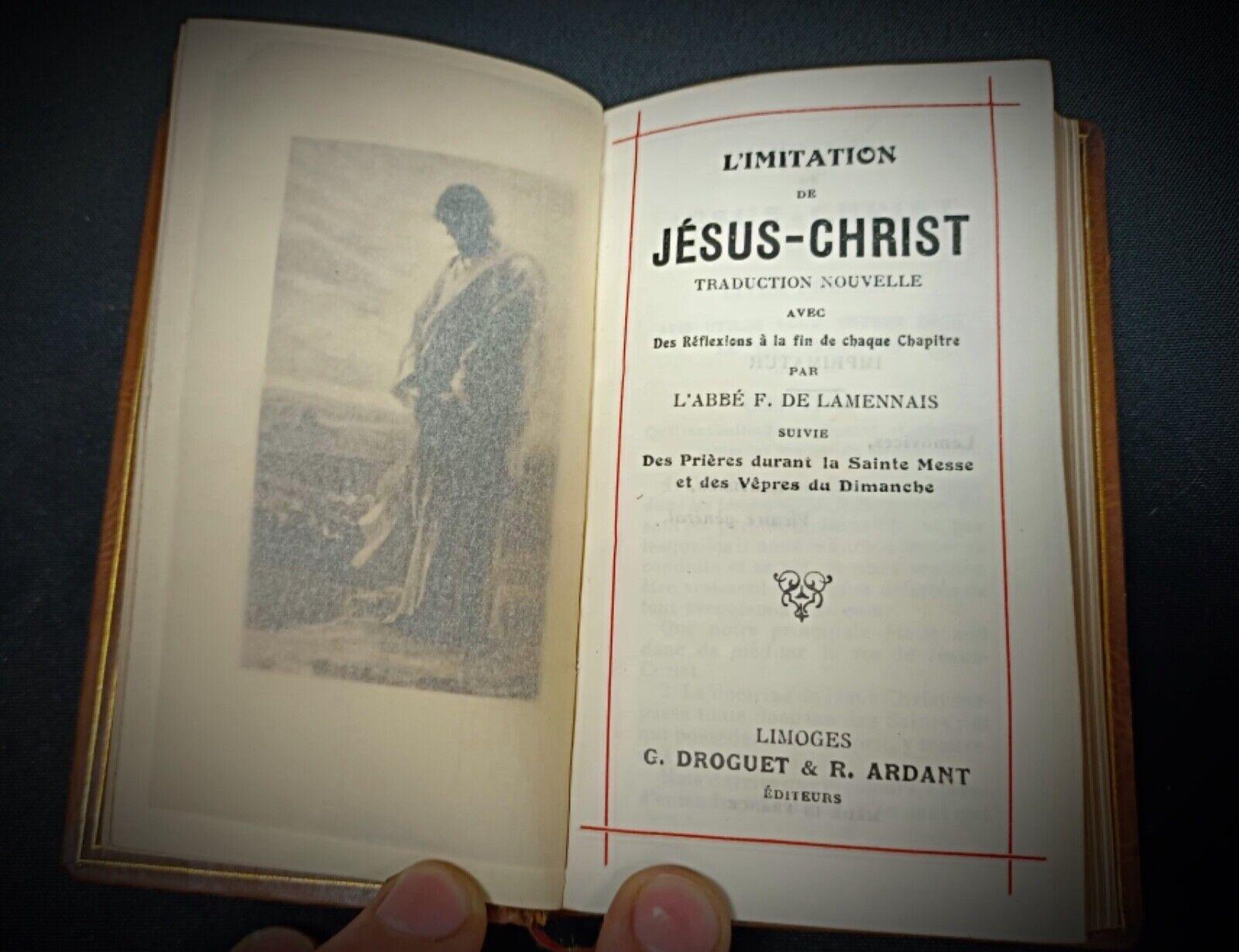 This antique missal, titled L'Imitation de Jésus Christ, is a precious spiritual work published by the esteemed C. Droguet & R. Ardant. A beautifully compact book, it serves as a profound reflection on the teachings of Christ, making it a meaningful