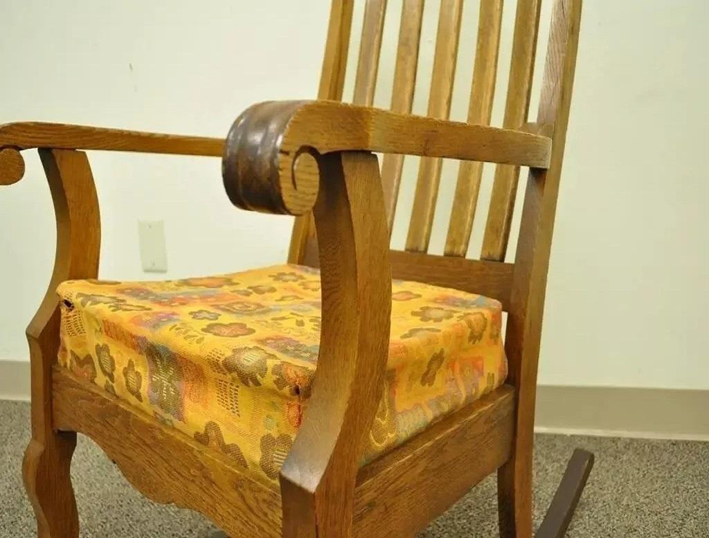 Inconnu Antique Mission Arts & Crafts Carved Solid Oak Rocking Lounge Chair Rocker vtg en vente