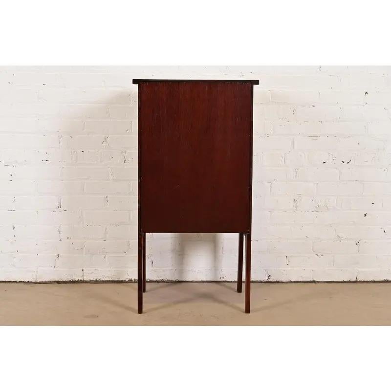 Antiguo gabinete de música Mission Arts & Crafts de caoba, Circa 1900 en venta 4