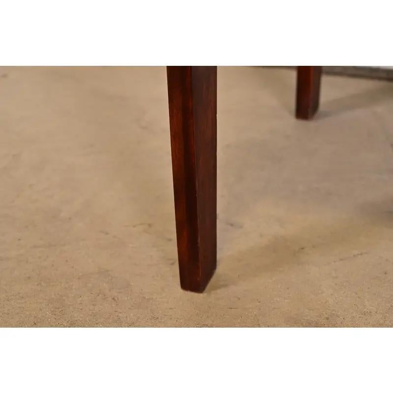 Antiguo gabinete de música Mission Arts & Crafts de caoba, Circa 1900 en venta 1