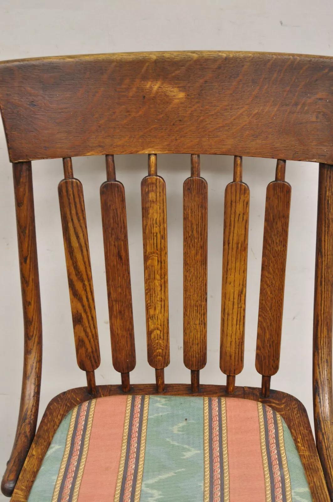 Antique Mission Arts & Craft Oak Oak Slat Back Dining Side Chair Bon état - En vente à Philadelphia, PA