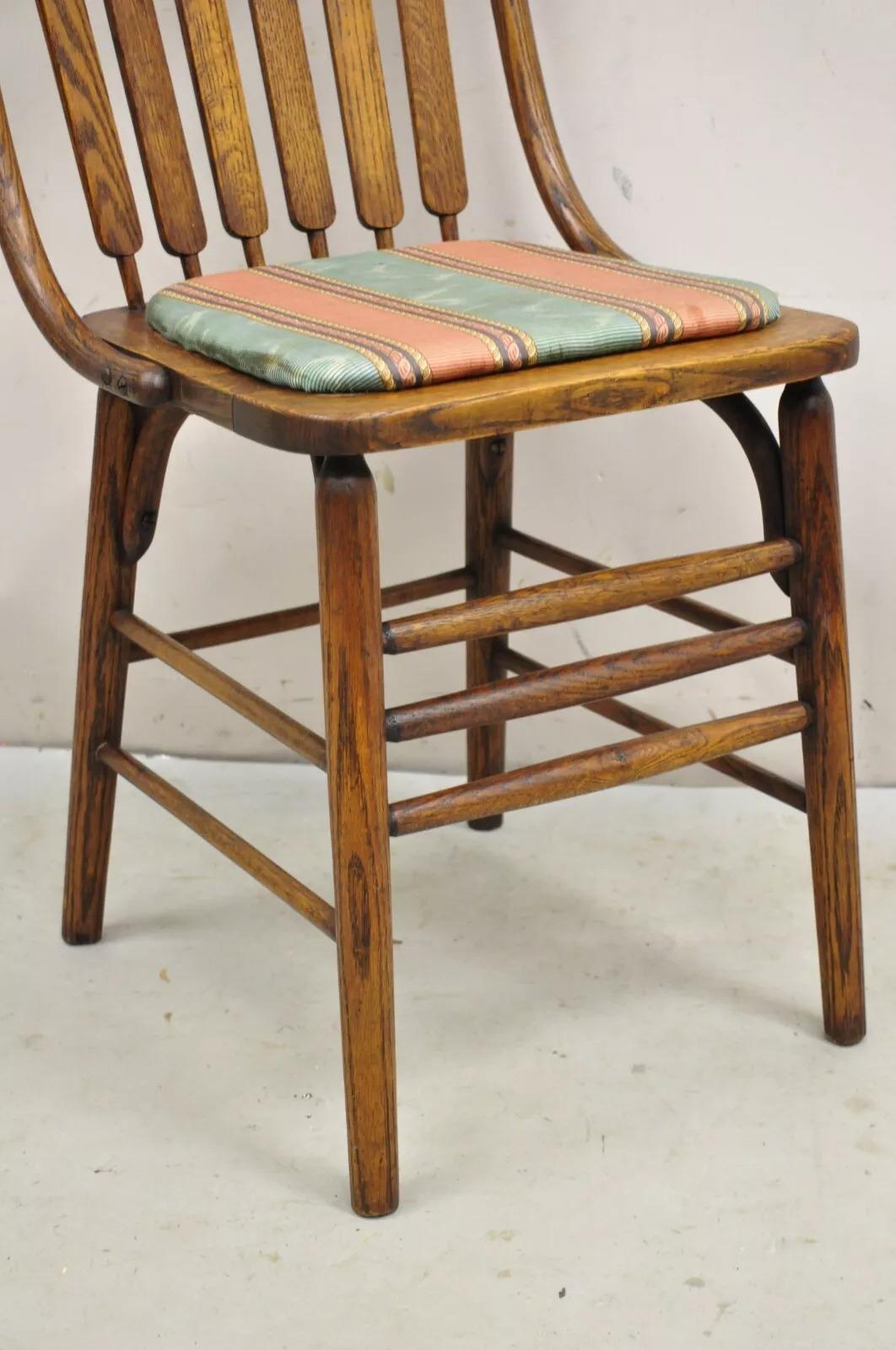 Antique Mission Arts & Craft Oak Oak Slat Back Dining Side Chair en vente 1