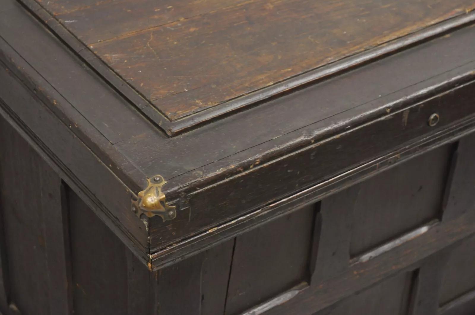 Antique Mission Arts & Crafts Oak Wood Carpenters Tool Chest Cabinet w/ Drawers For Sale 1