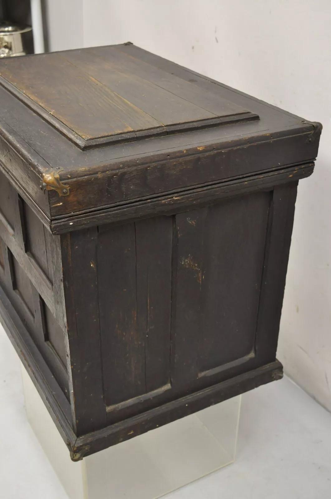 Antique Mission Arts & Crafts Oak Wood Carpenters Tool Chest Cabinet w/ Drawers For Sale 2