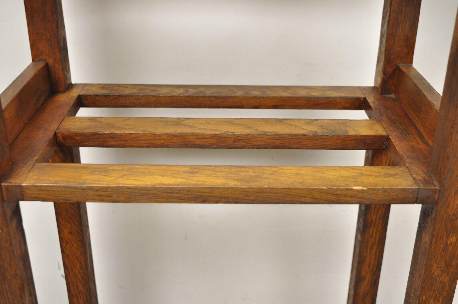 Antique Mission Oak Arts & Crafts Coat Hook Hall Tree Umbrella Stand In Good Condition For Sale In Philadelphia, PA