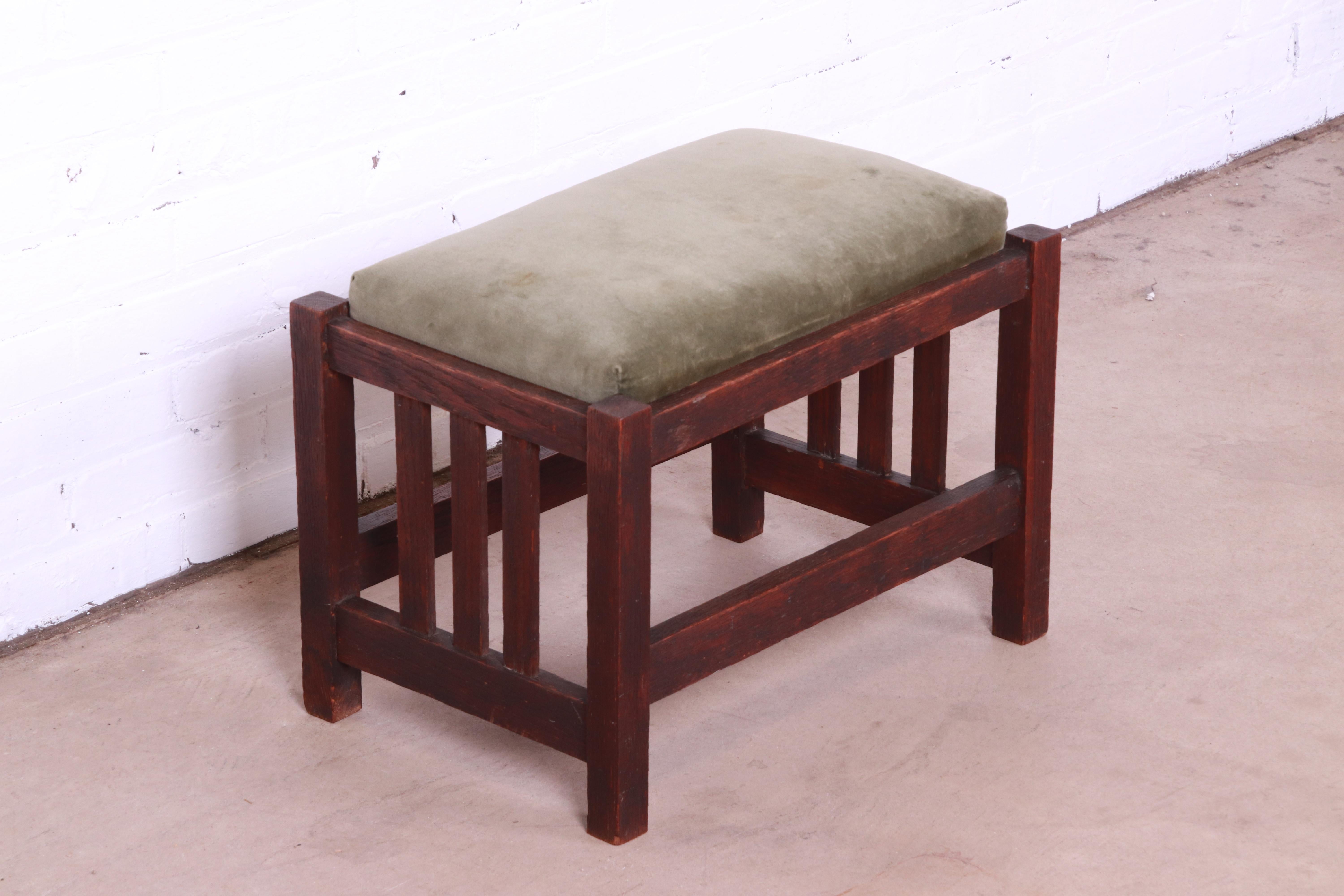 Arts and Crafts Antique Mission Oak Arts & Crafts Footstool or Ottoman Attributed to Stickley