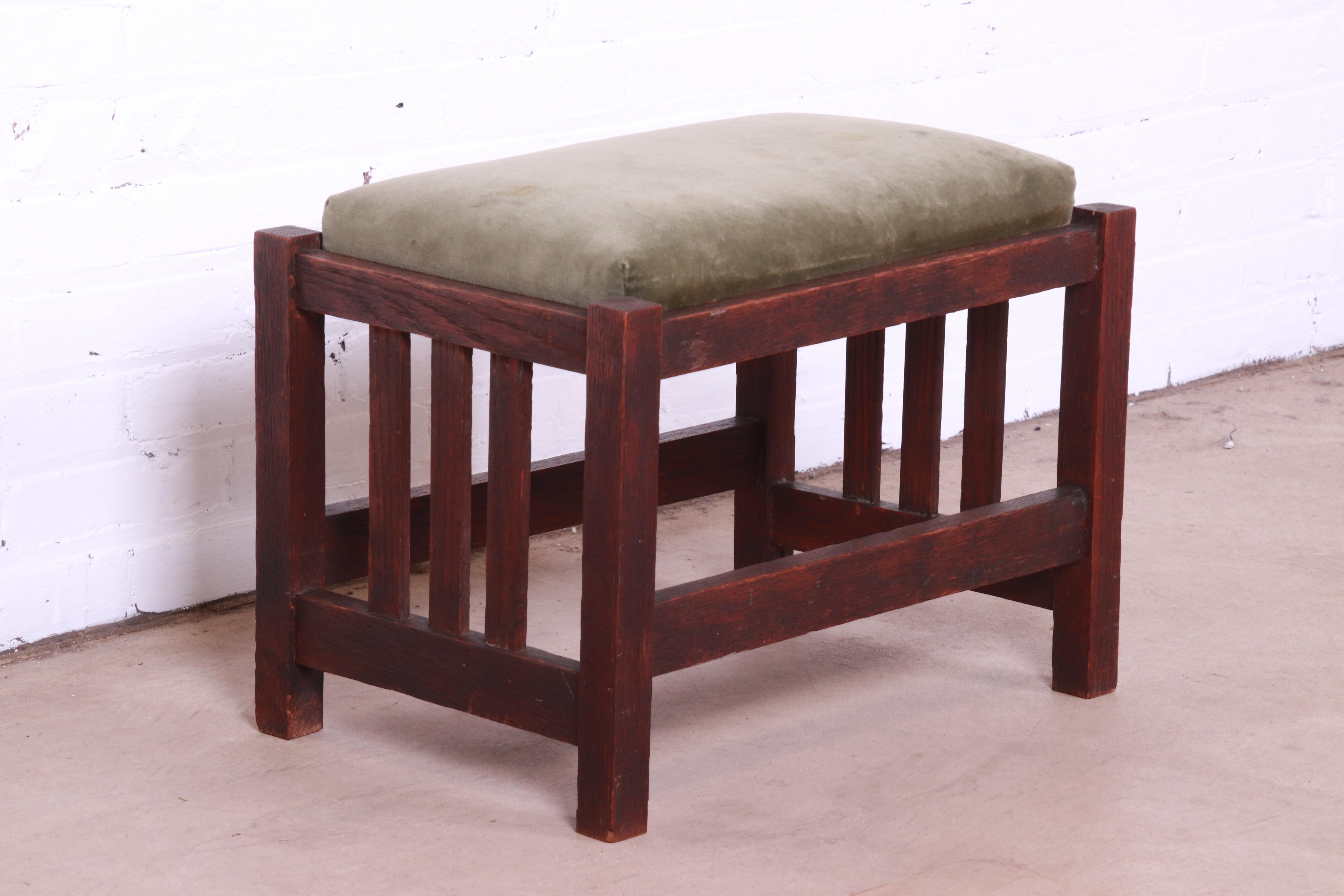 American Antique Mission Oak Arts & Crafts Footstool or Ottoman Attributed to Stickley