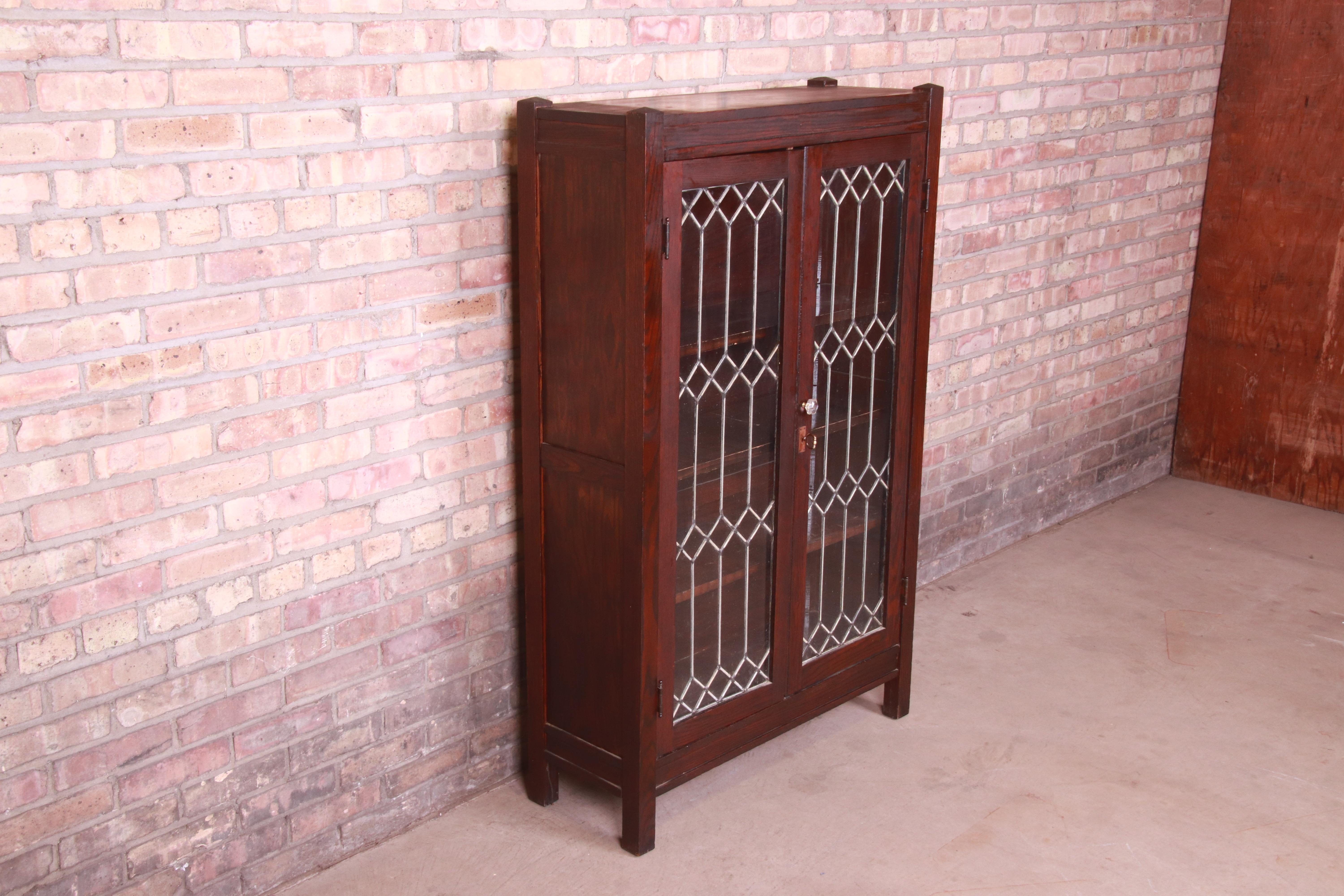 Arts and Crafts Antique Mission Oak Arts & Crafts Leaded Glass Bookcase, Circa 1900