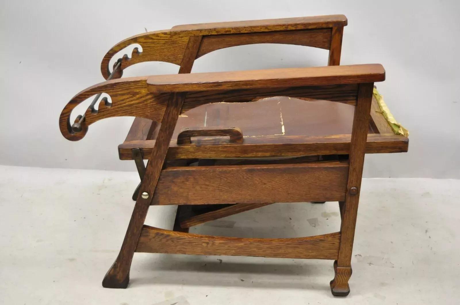 Ancienne Mission Oak Arts & Craft Chaise Morris inclinable avec repose-pieds pivotant Ottoman en vente 3