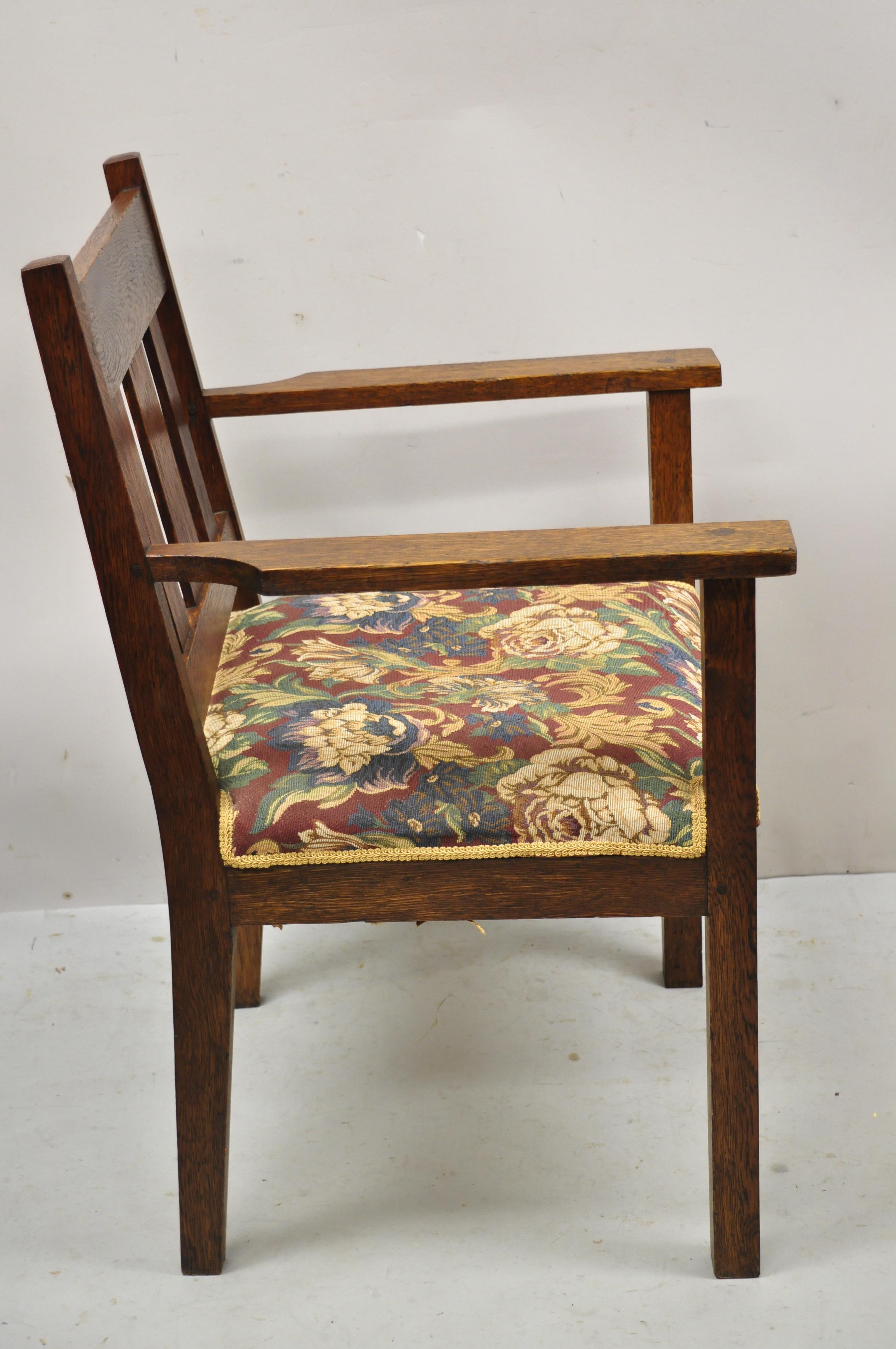 Antique Mission Oak Arts & Crafts Stickley Style Slat Back Arm Chair In Good Condition For Sale In Philadelphia, PA