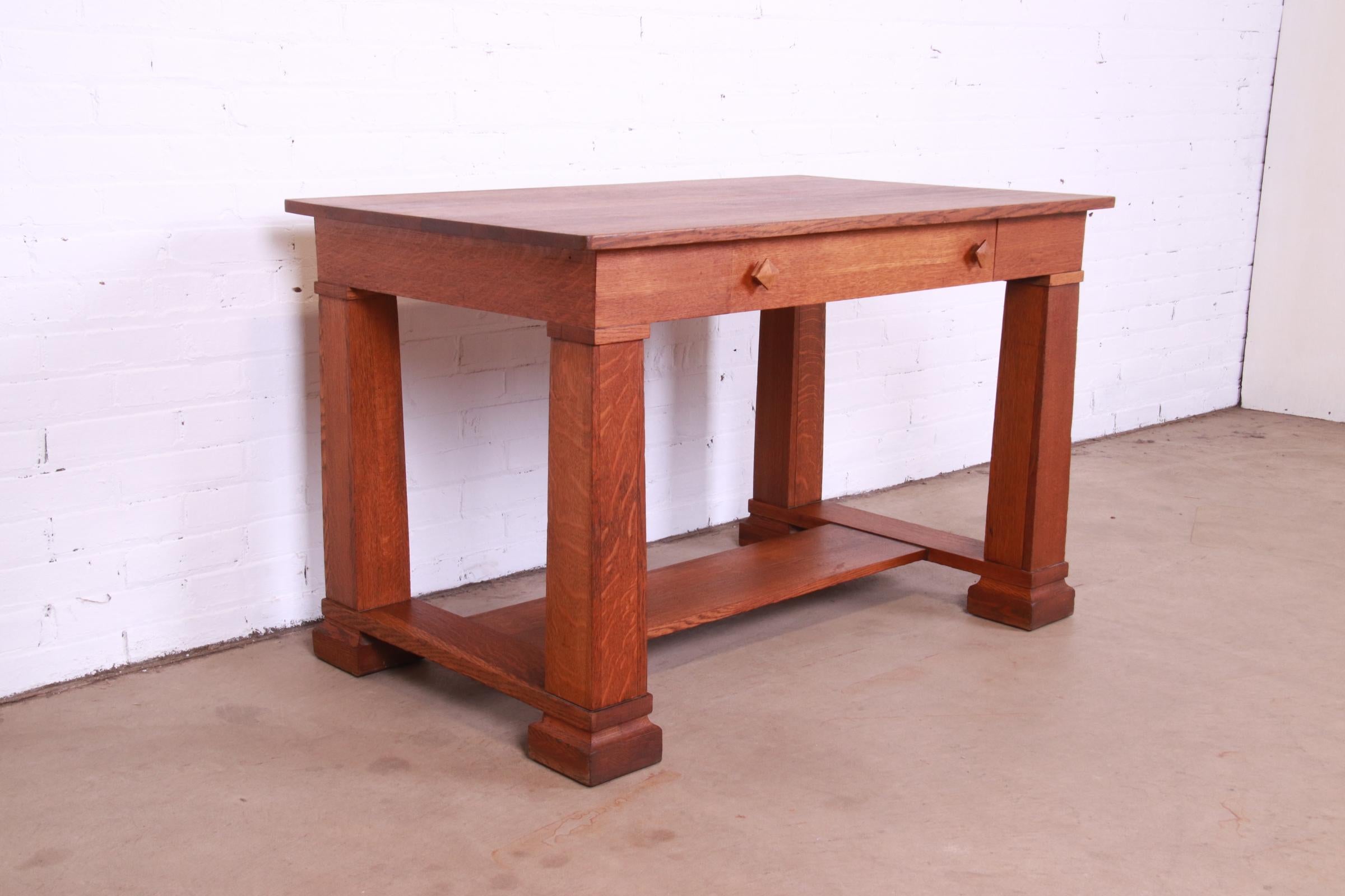 American Antique Mission Oak Arts & Crafts Writing Desk or Library Table, circa 1900