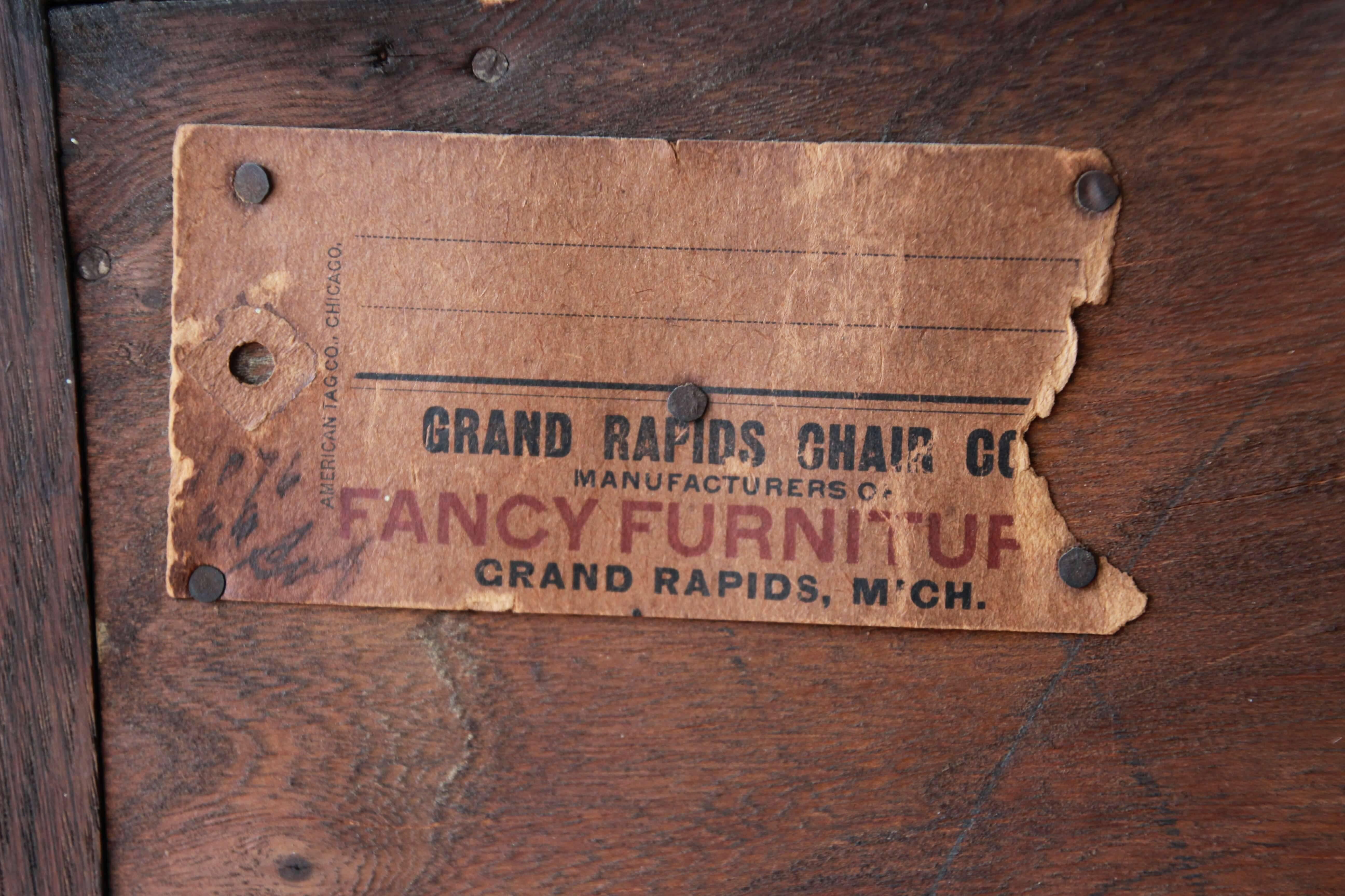 Antique Mission Oak Sideboard by Grand Rapids Chair Co., circa 1910 4