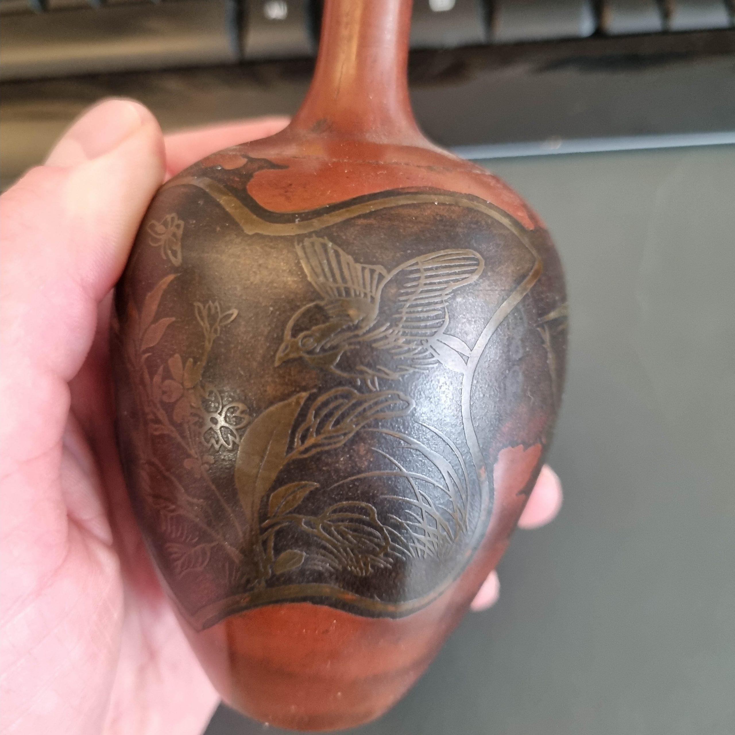 Antico vaso giapponese in metallo misto bronzo Giappone 19/20° secolo in vendita 4