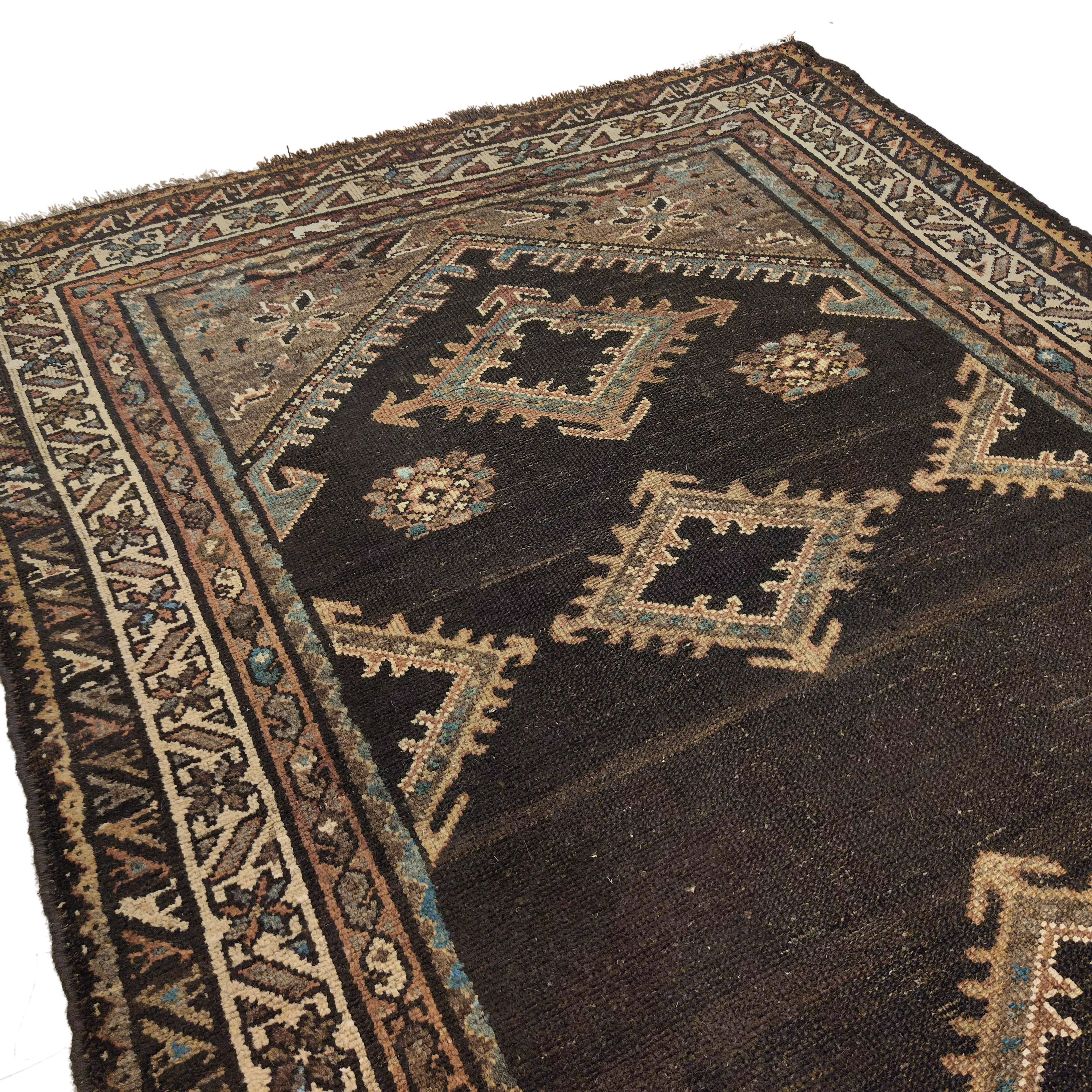 Alfombra de diseño integral Bakshaish marrón moca antiguo en venta 1