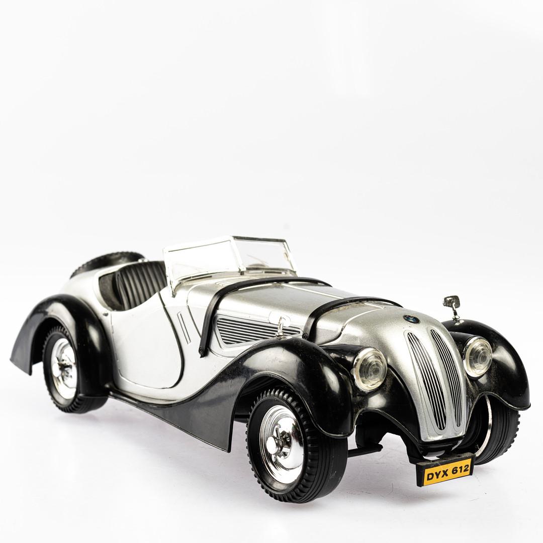 Hollywood Regency Decorative Antique MODEL CARS, Collectible 3pcs, Tonka/Burgao, Italy. For Sale