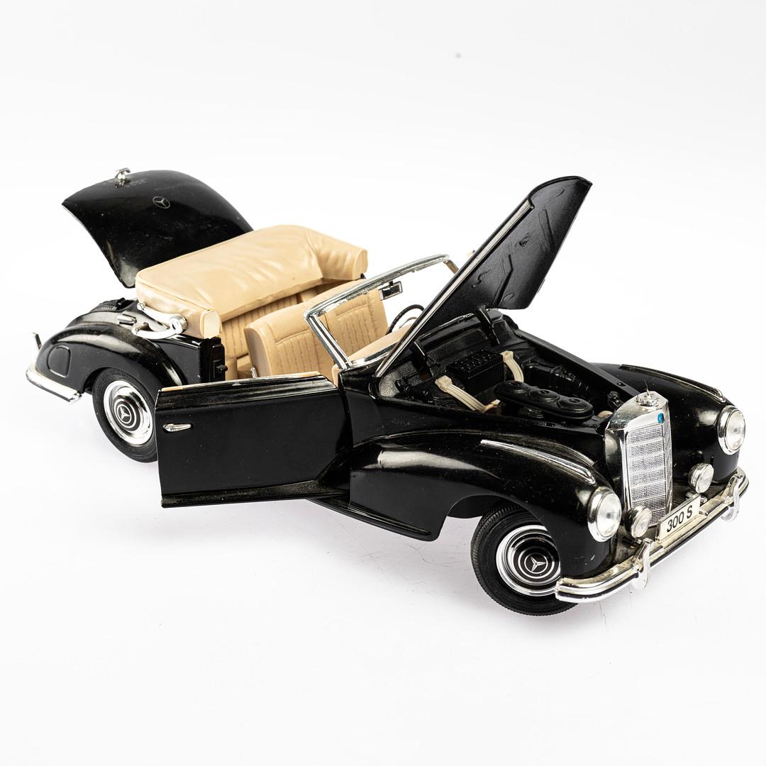 Italian Decorative Antique MODEL CARS, Collectible 3pcs, Tonka/Burgao, Italy. For Sale