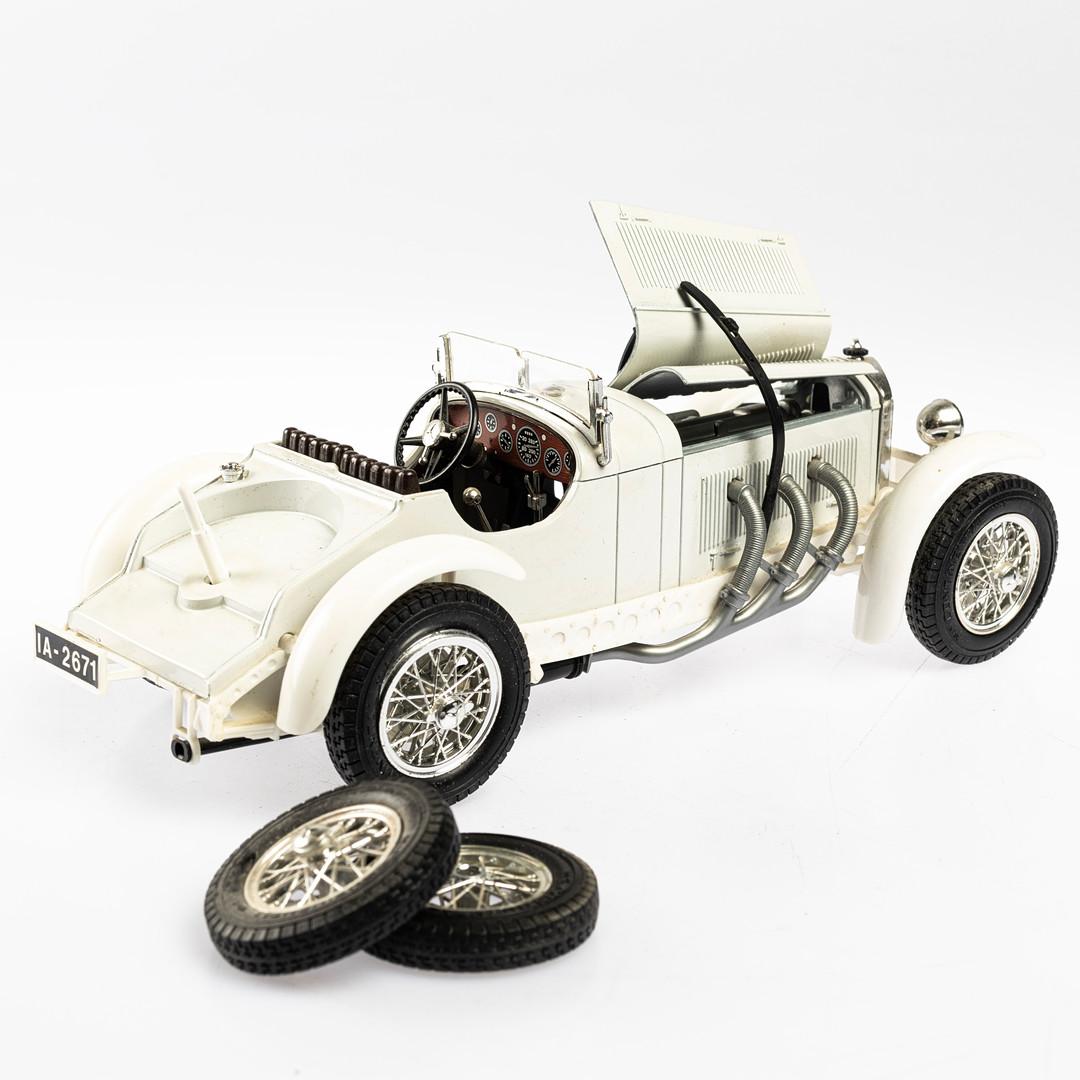 Hollywood Regency Decorative Antique MODEL CARS, Collectible Cream Car Tonka/Burgao, Italy. For Sale
