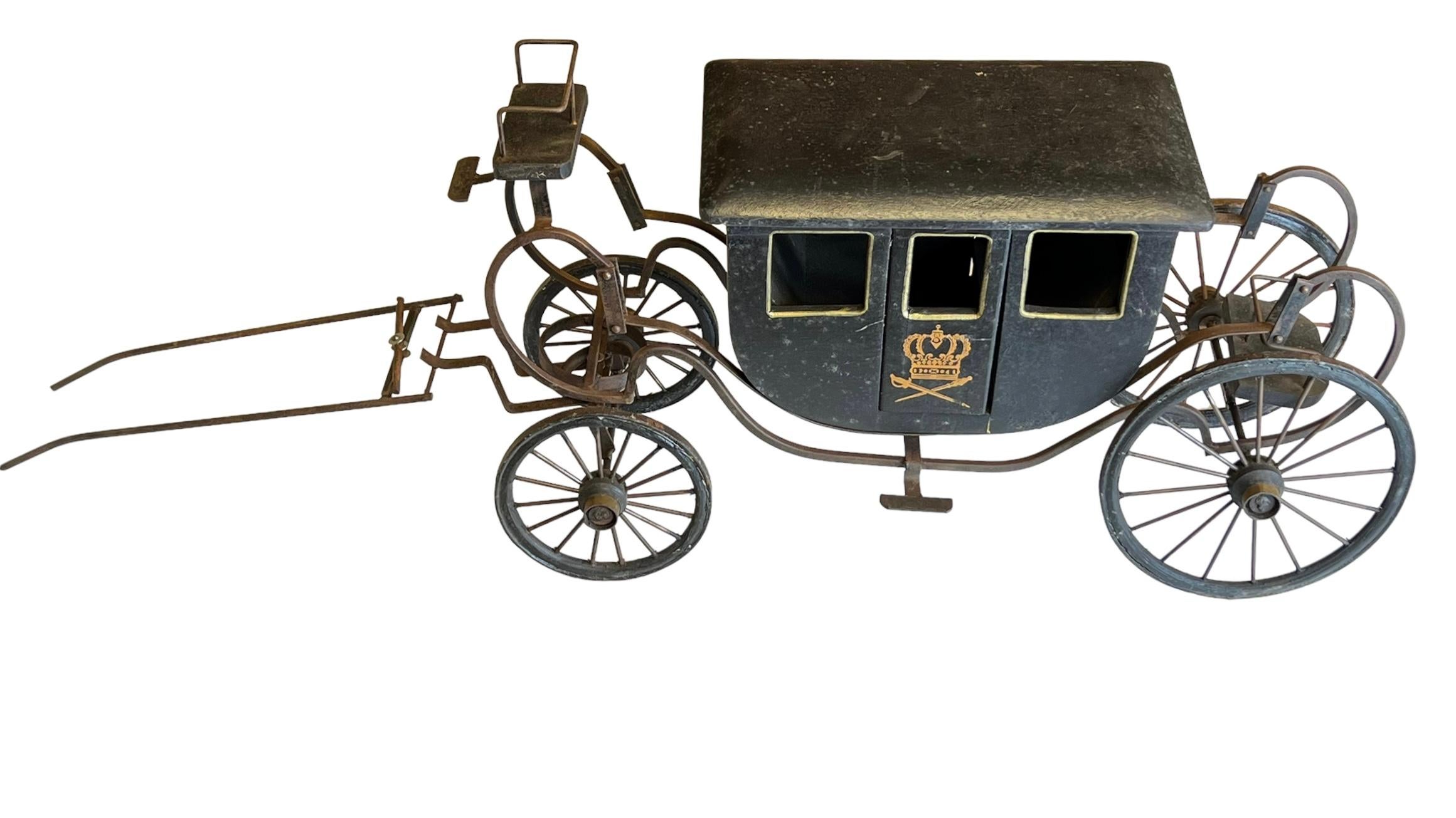 20th Century Antique Model of a Wooden and Metal Horse Carriage in 18th Century Style For Sale