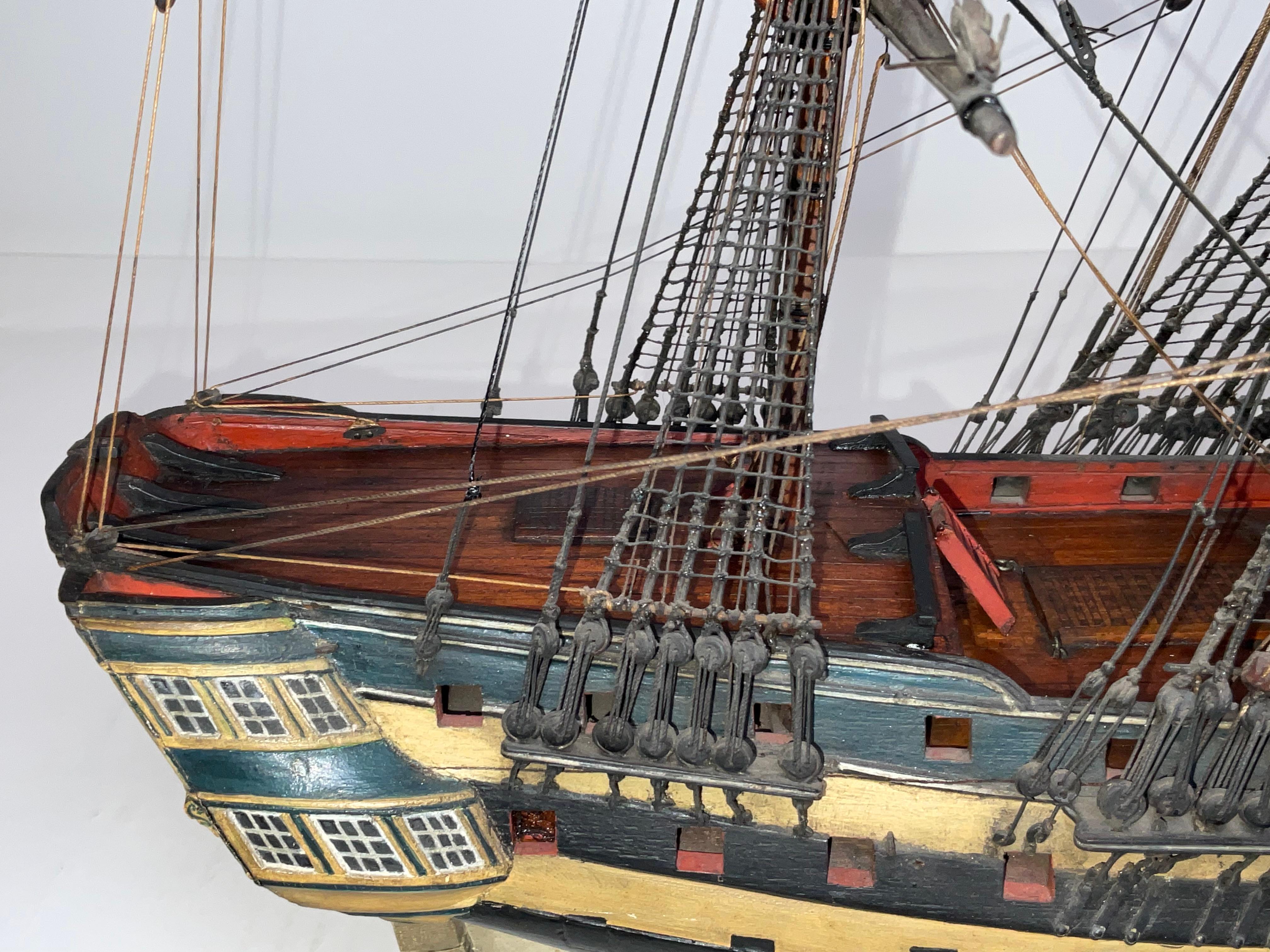 Modèle ancien d'une frise anglaise en vente 7