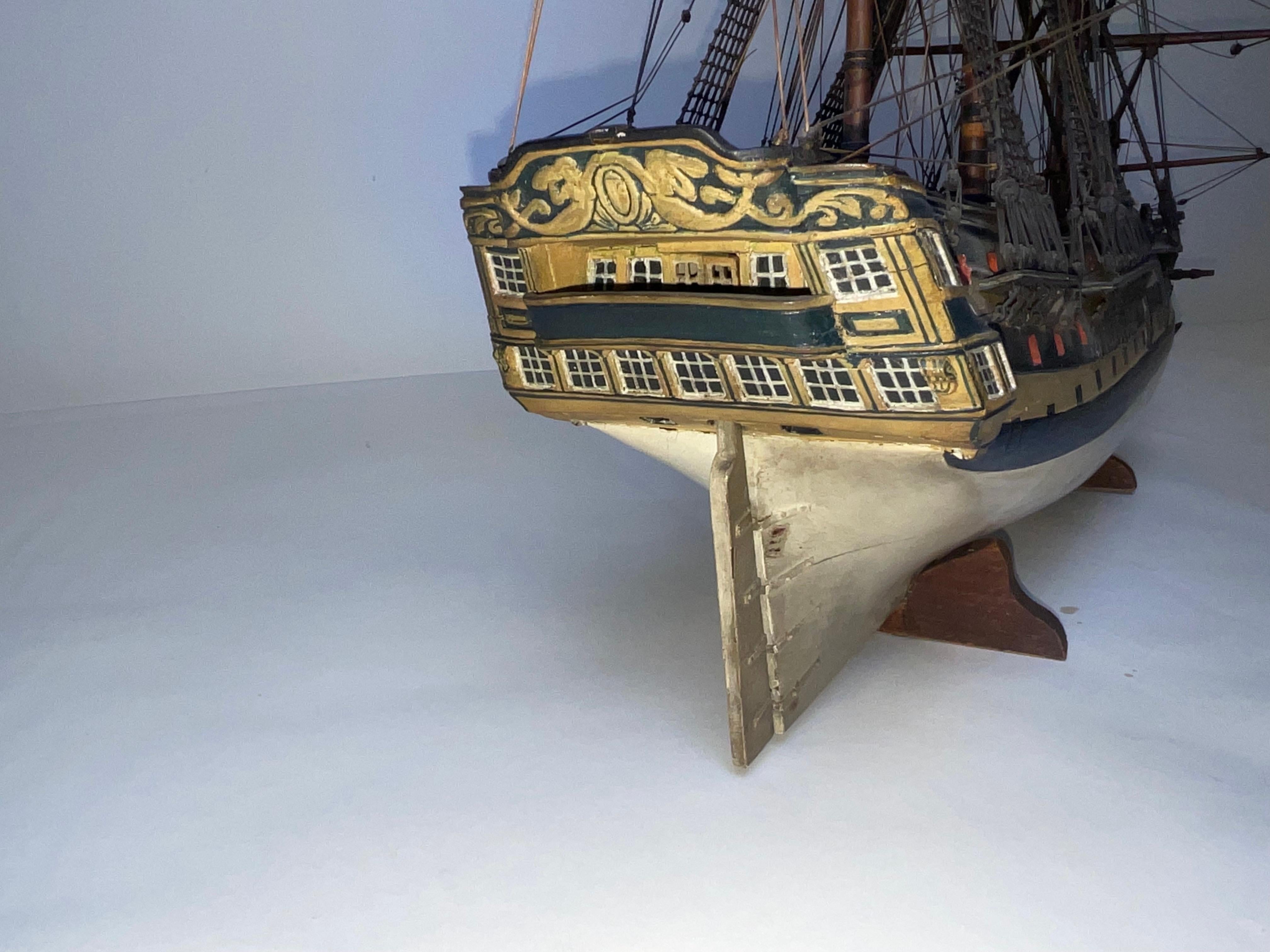 Modèle ancien d'une frise anglaise en vente 9