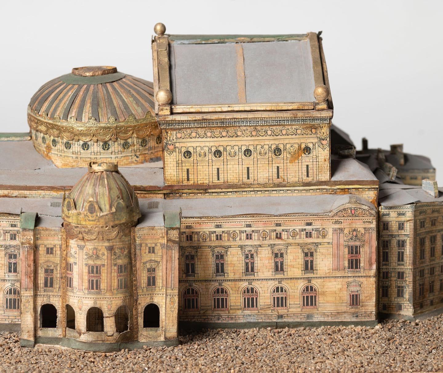 Antique model of the Paris Opera House, French, decorative model For Sale 4