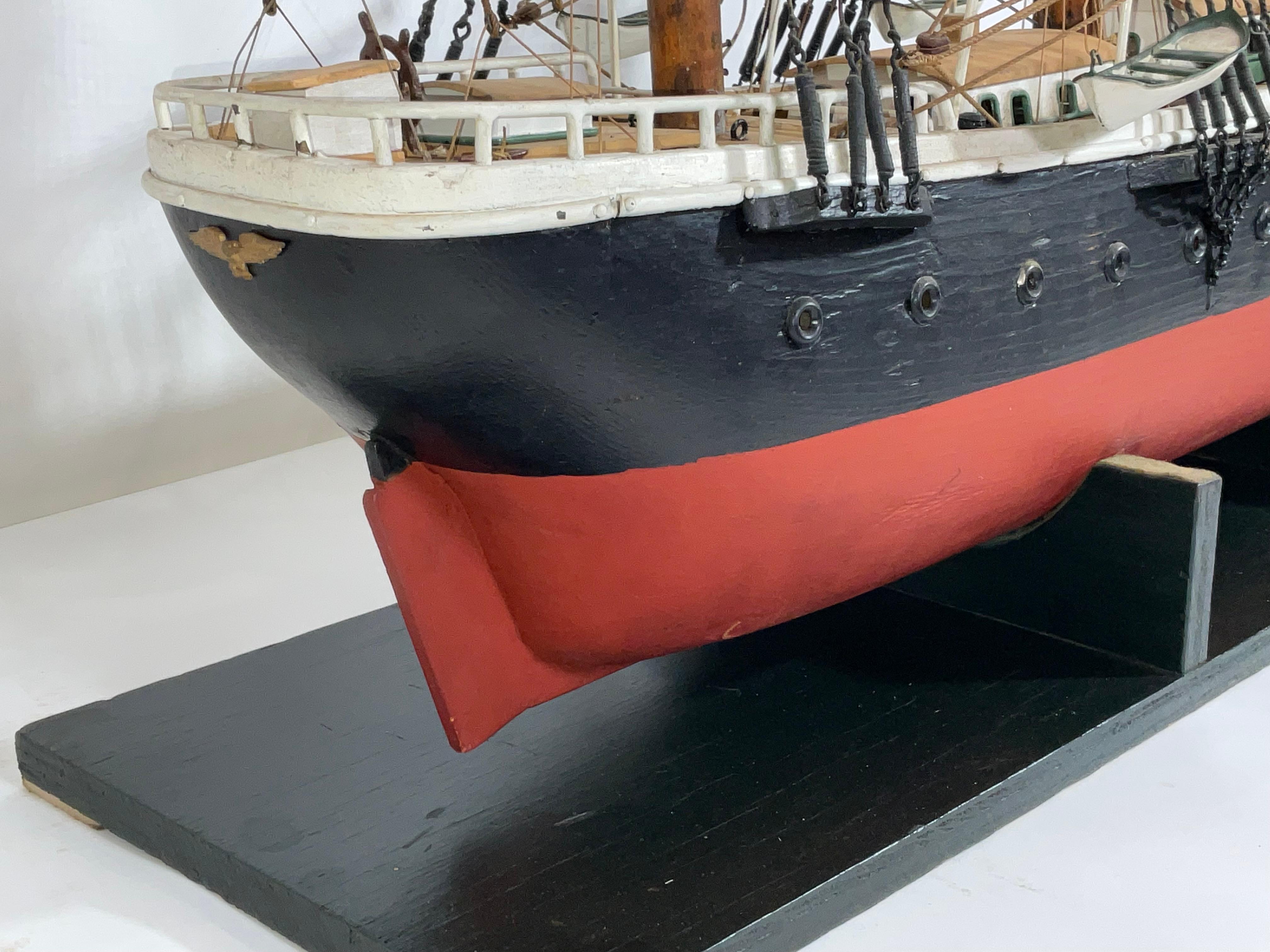 Modèle ancien de la barque à voile Argo en vente 5