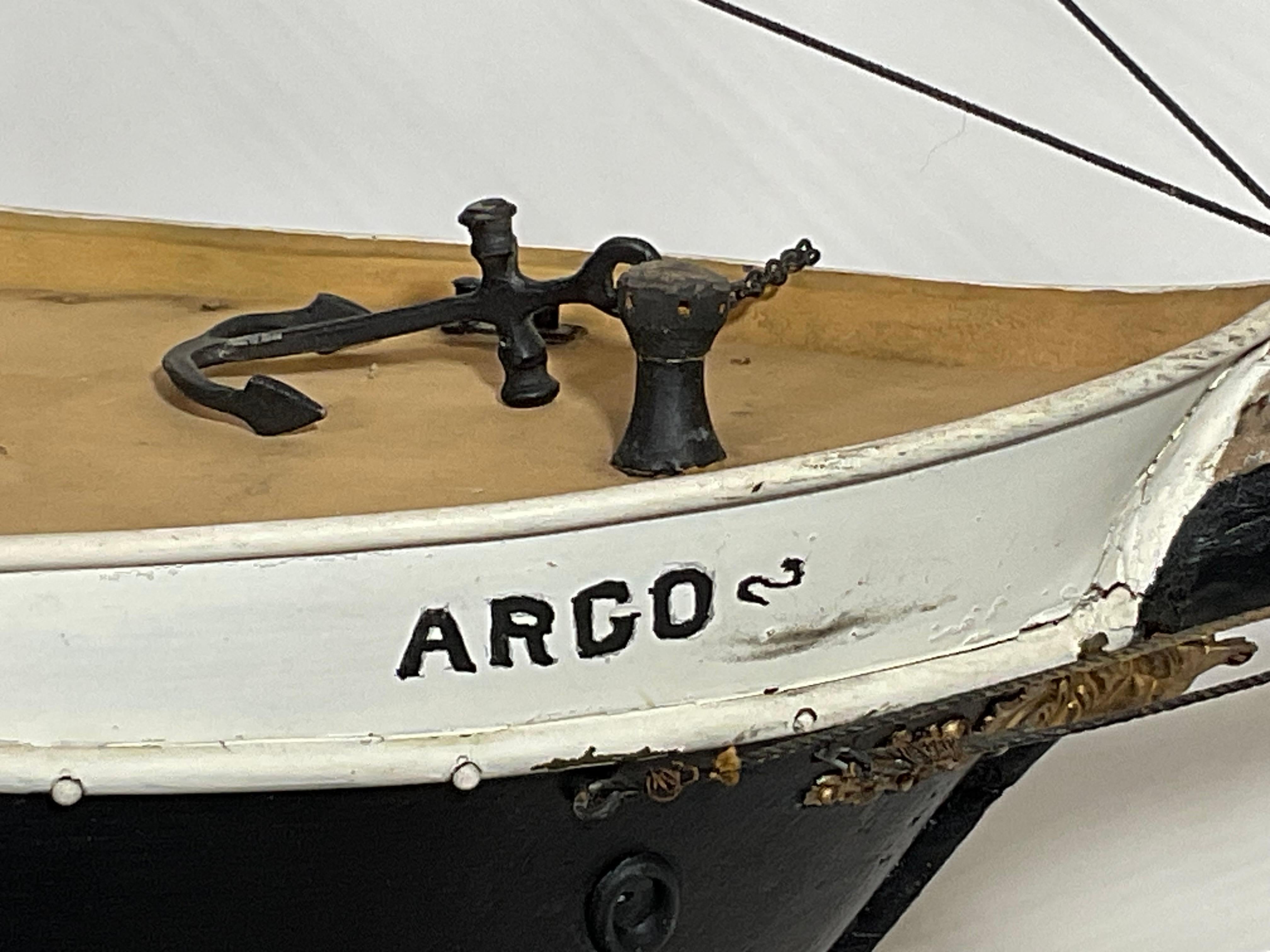 XXIe siècle et contemporain Modèle ancien de la barque à voile Argo en vente