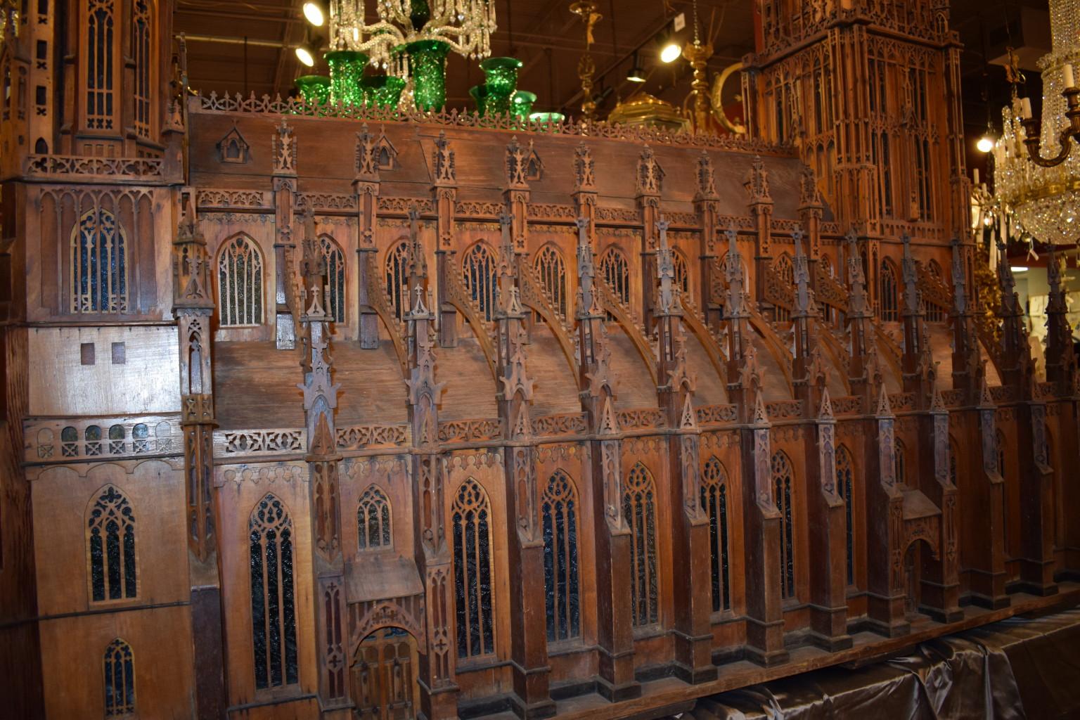 Antique Model of Ulm Cathedral In Excellent Condition For Sale In Atlanta, GA