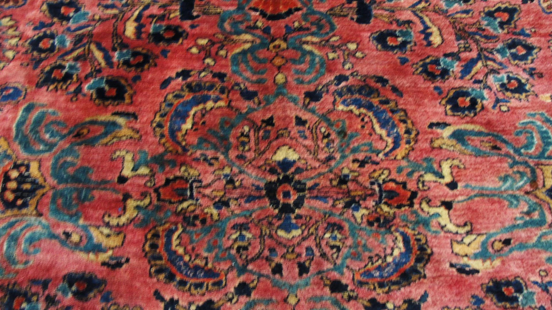 20th Century Antique Mohajeran Sarouk Carpet