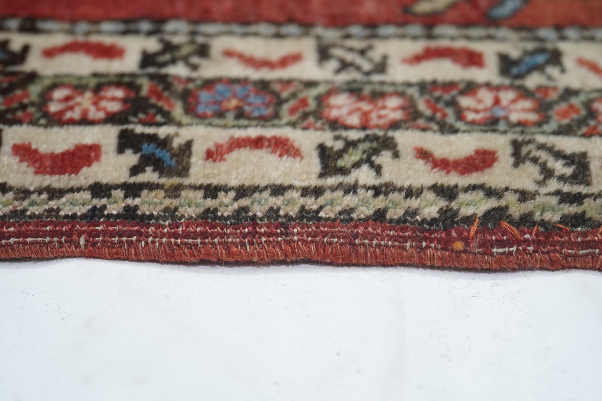 Early 20th Century Antique Mohajeran Sarouk Rug For Sale