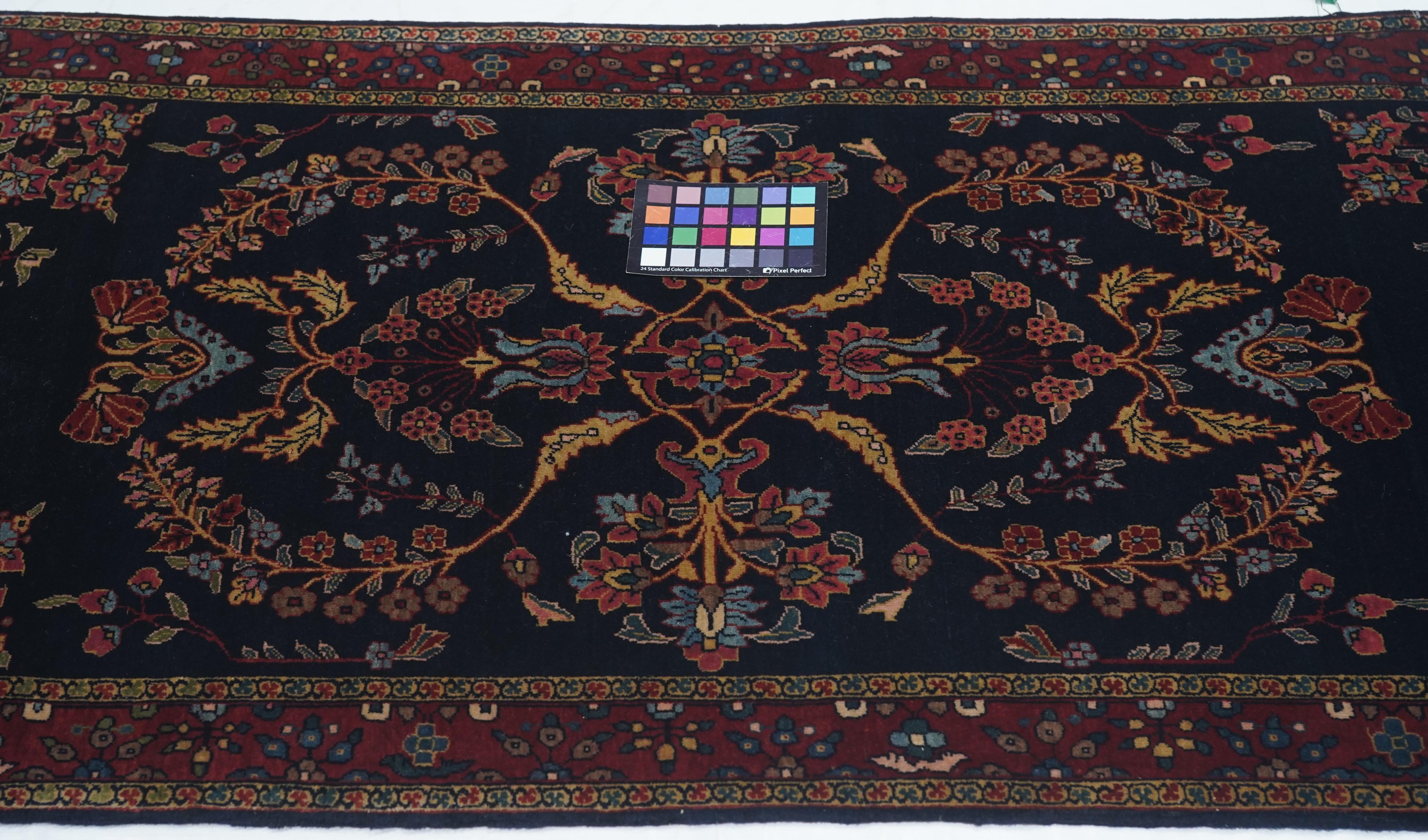Antique Mohajeran Sarouk Rug For Sale 3