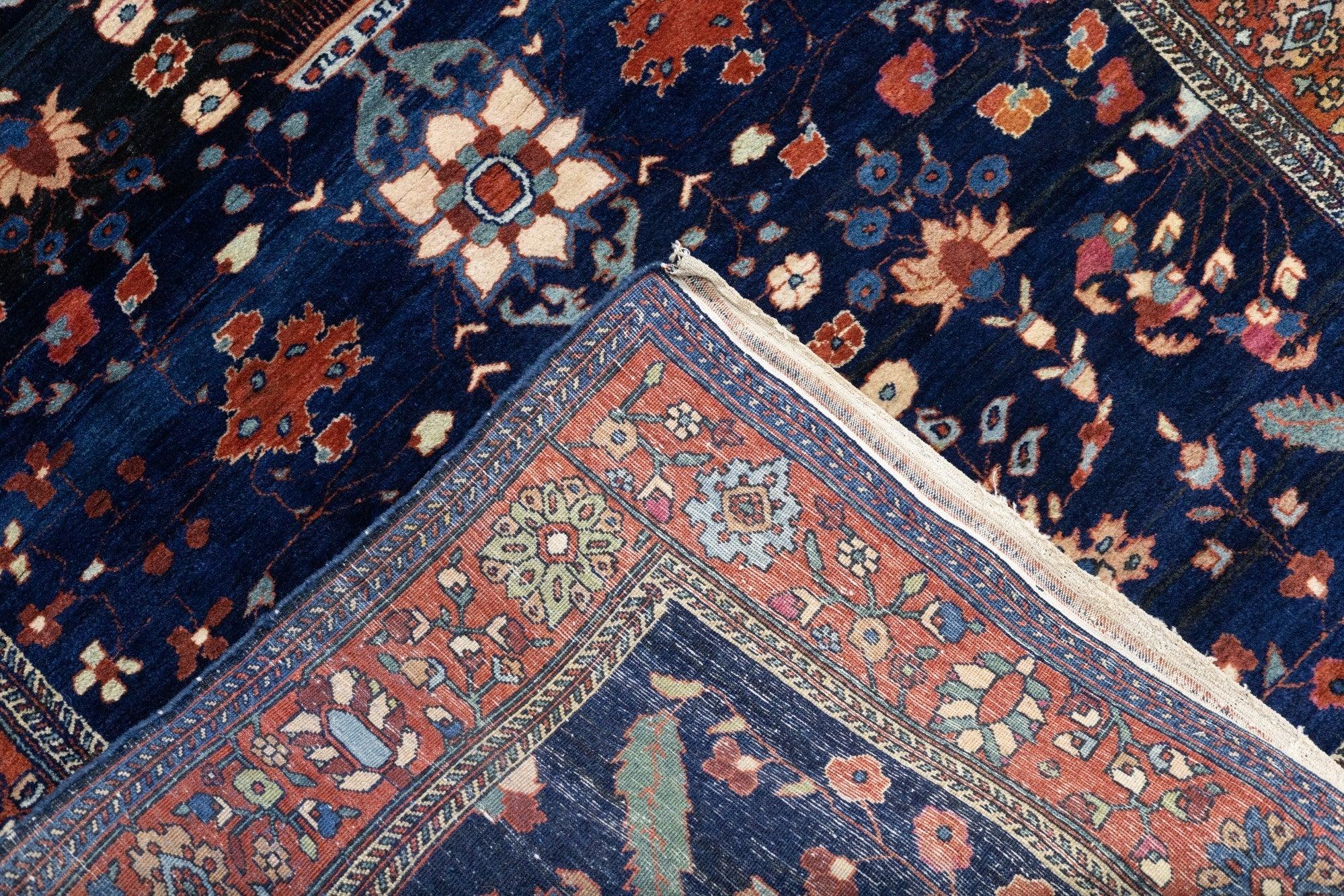 Antiker Mohajeran Sarouk-Teppich 3'9'' x 4'11'' im Angebot 4
