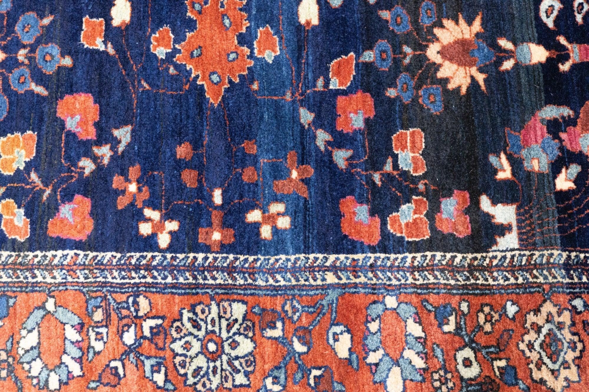 Antiker Mohajeran Sarouk-Teppich 3'9'' x 4'11'' im Angebot 2