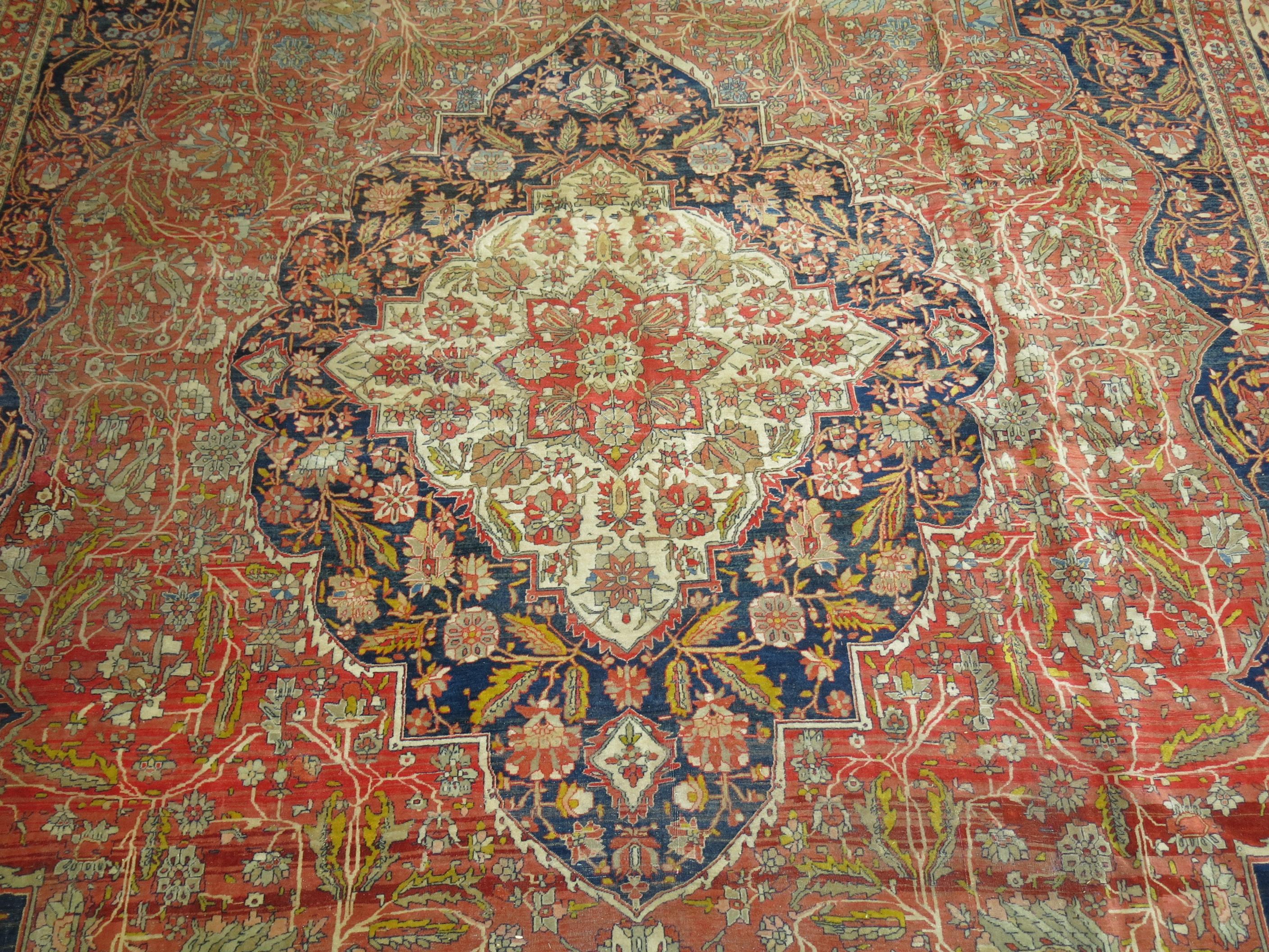 Antique Mohtasham Kashan Room Size Rug In Excellent Condition For Sale In New York, NY