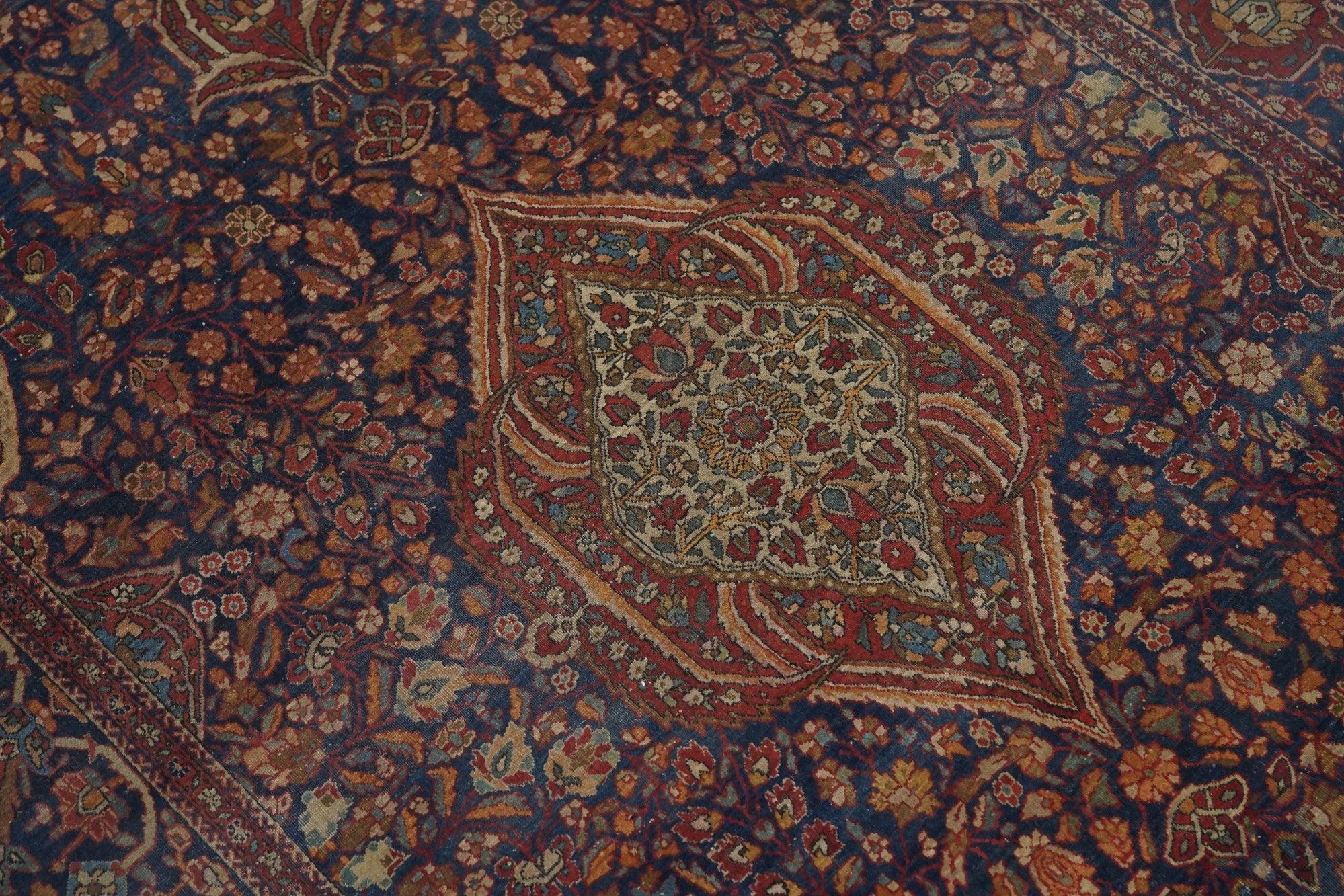 Antique Mohtasham Kashan Rug 4'2'' x 6'6'' In Good Condition For Sale In New York, NY