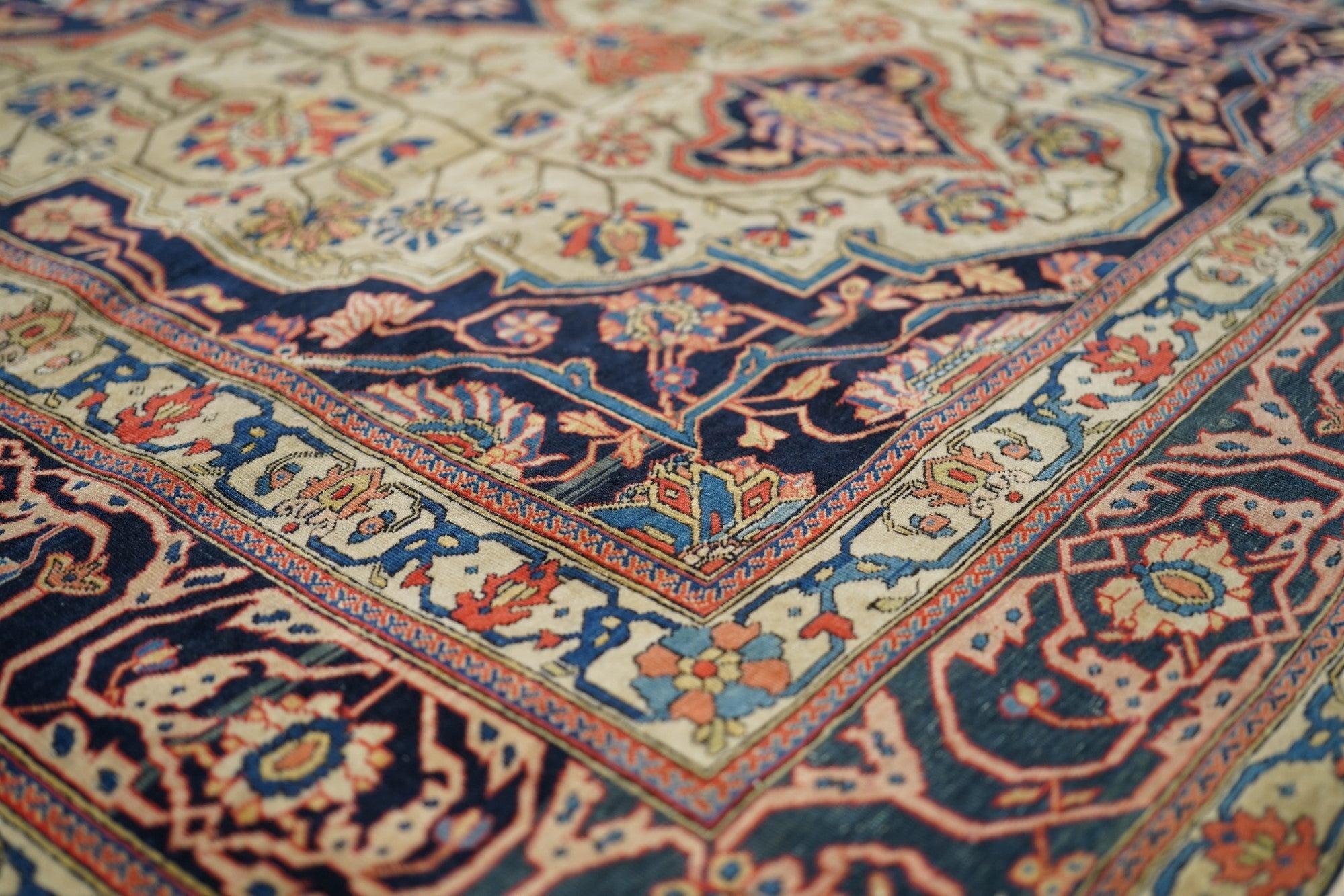 Hand-Knotted Antique Mohtasham Kashan Rug 4'3'' x 6'8'' For Sale